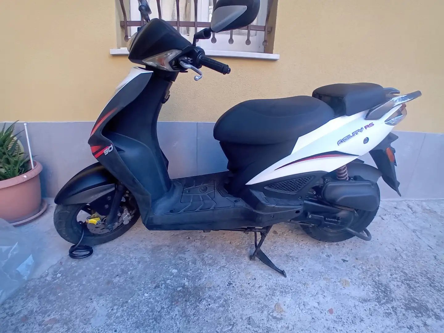 Kymco Agility 50 4 tempi Wit - 1