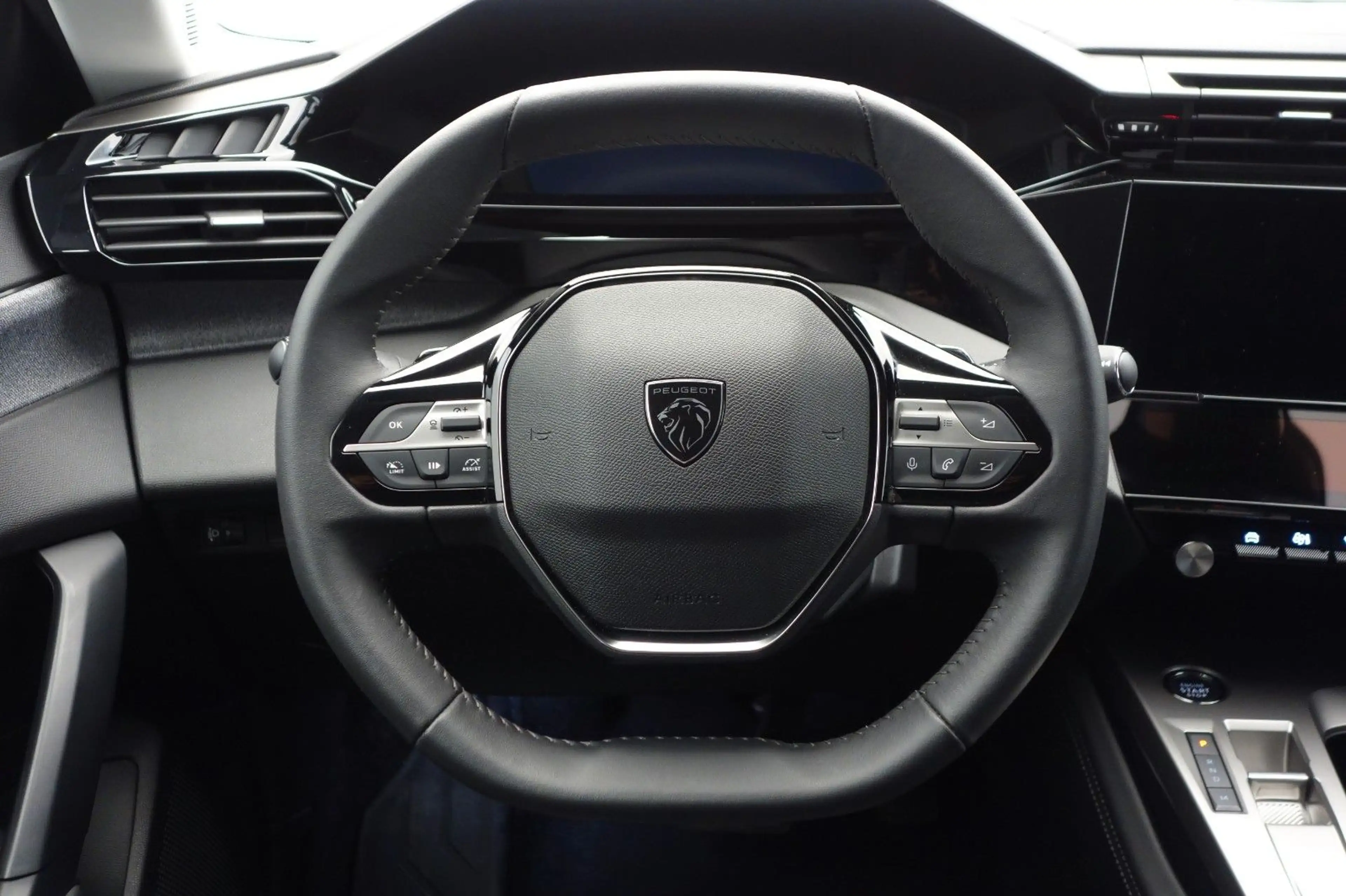 Peugeot 308 SW Hybrid Allure HYBRID 136E-DSC6 *AUTOMATIK — photo 12