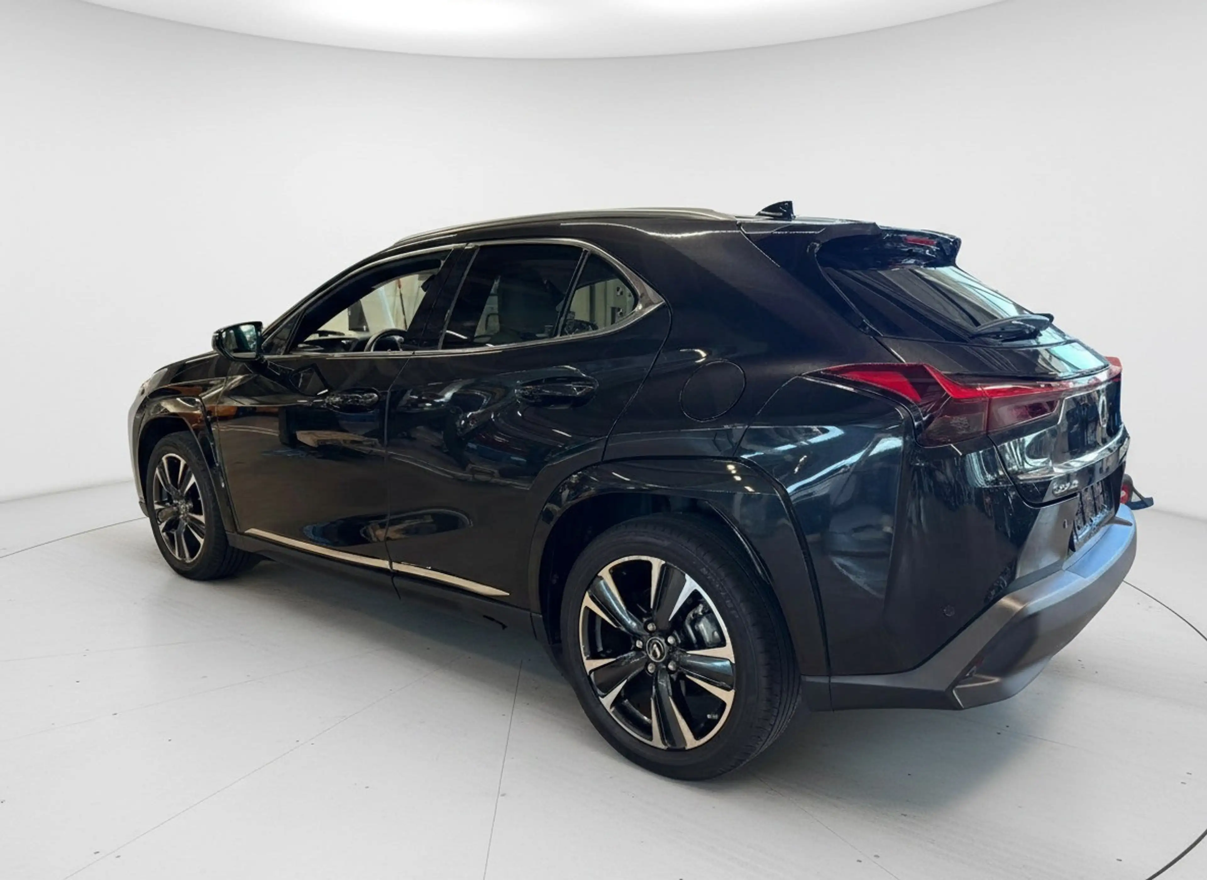 Lexus UX 250h AWD Executive Line + President Pack | Mark-Levinso — photo 4