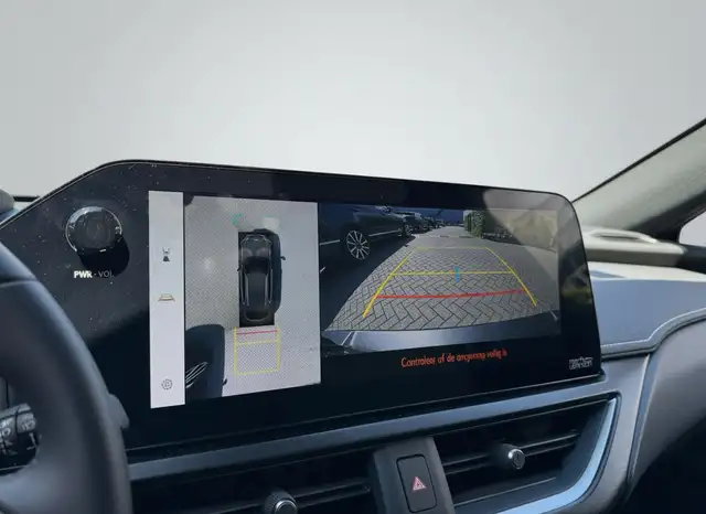 Lexus Ux view 7