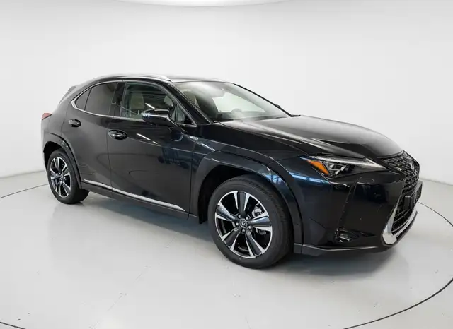 Lexus Ux view 3