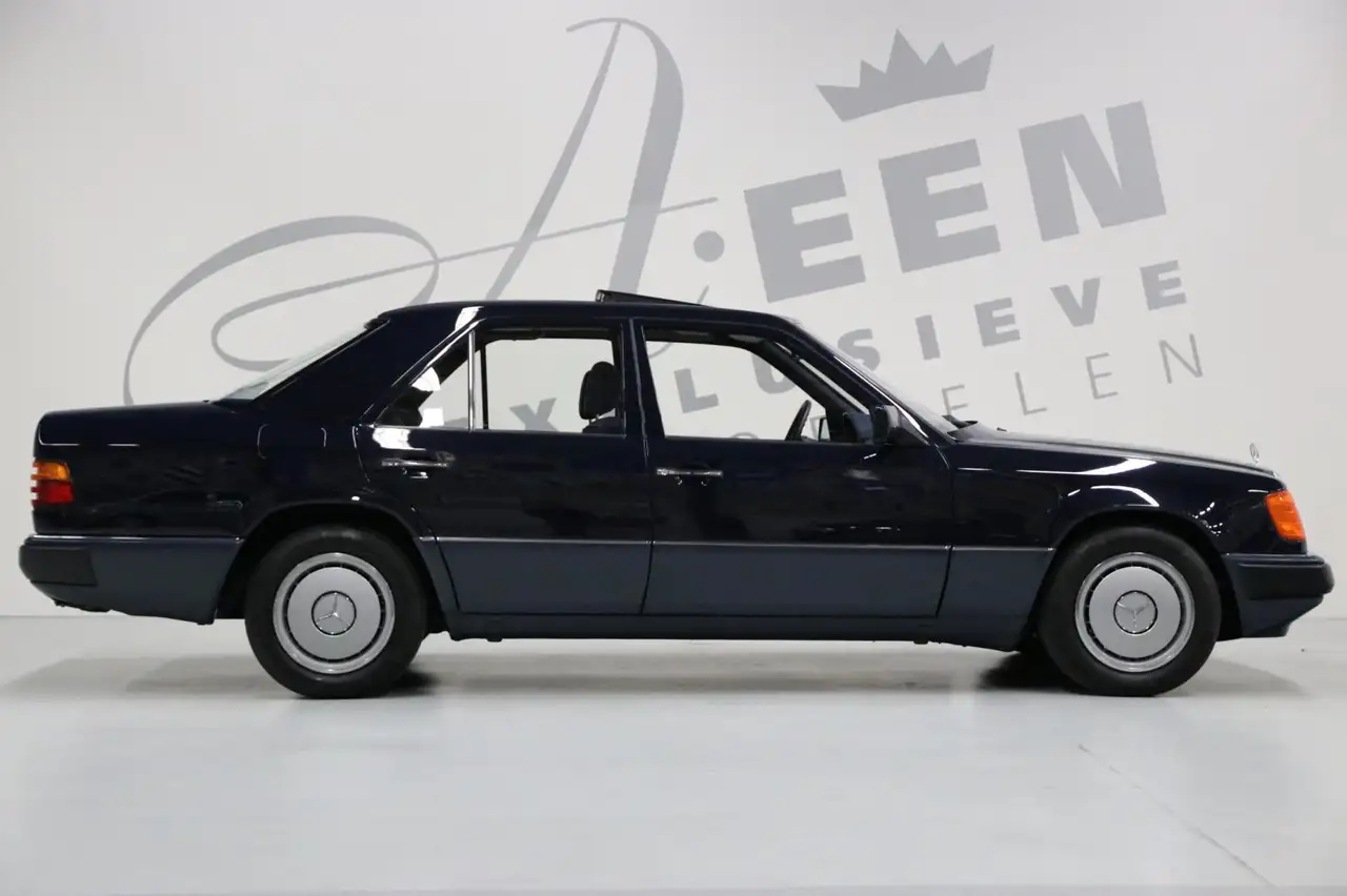 Mercedes-Benz 500 200-500 (W124) 200 E/ Schuifdak/, foto 11