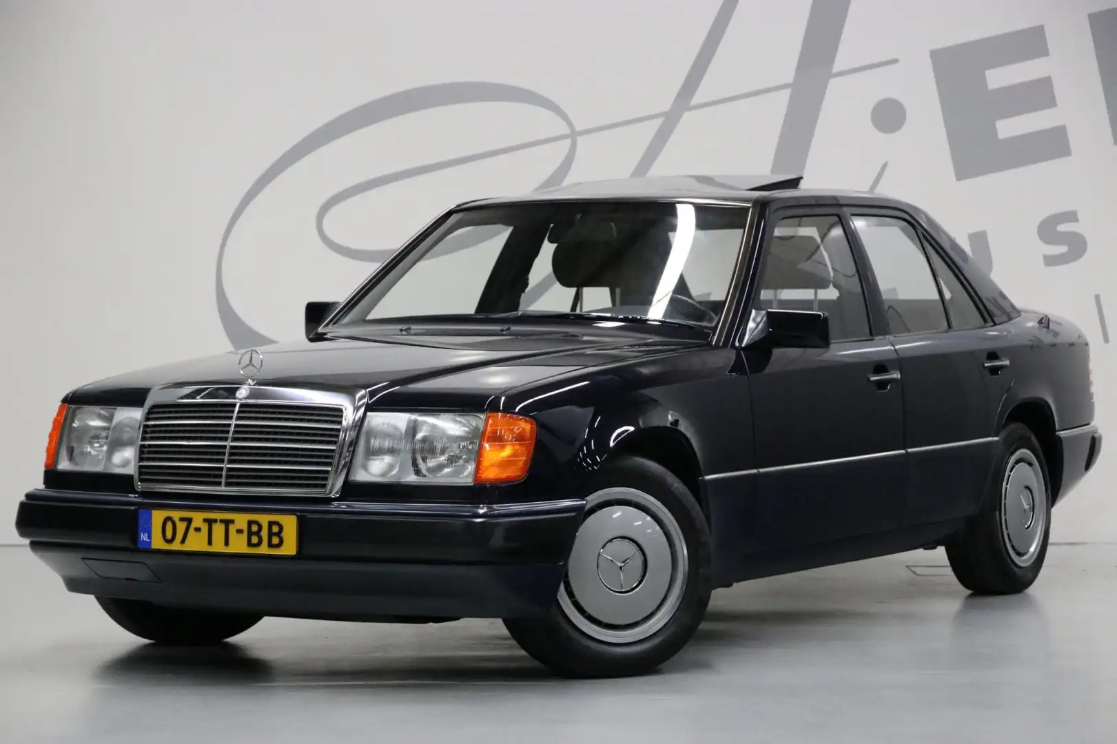 Mercedes-Benz 500 200-500 (W124) 200 E/ Schuifdak/ Blauw - 1