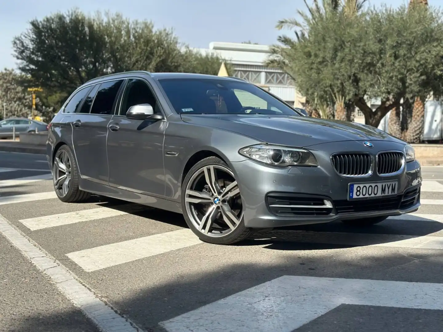 BMW 520 520dA Touring Gris - 1