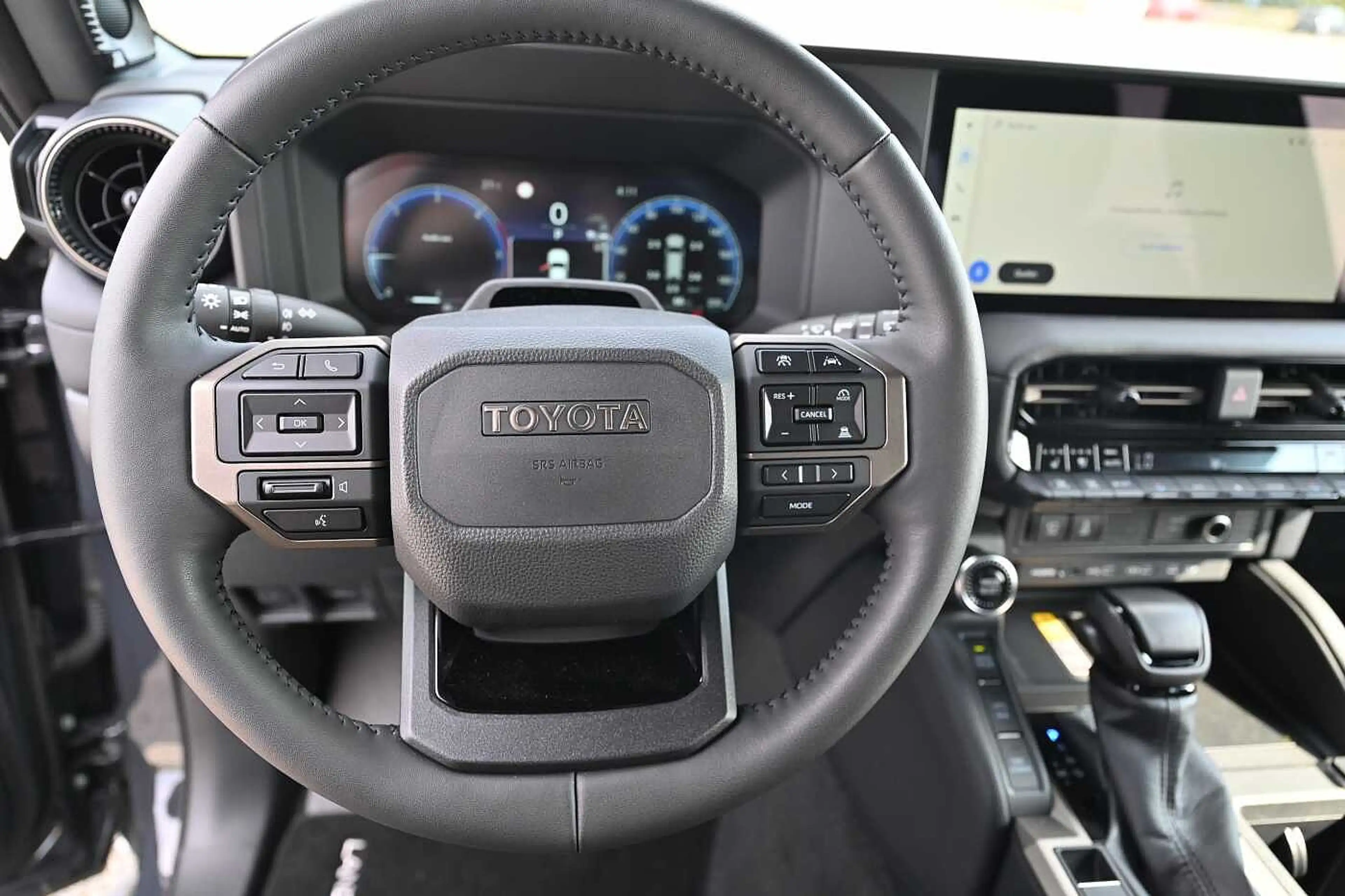 Toyota Land Cruiser Lounge Shz*Sitzbelüft*JBL*HUD — photo 9