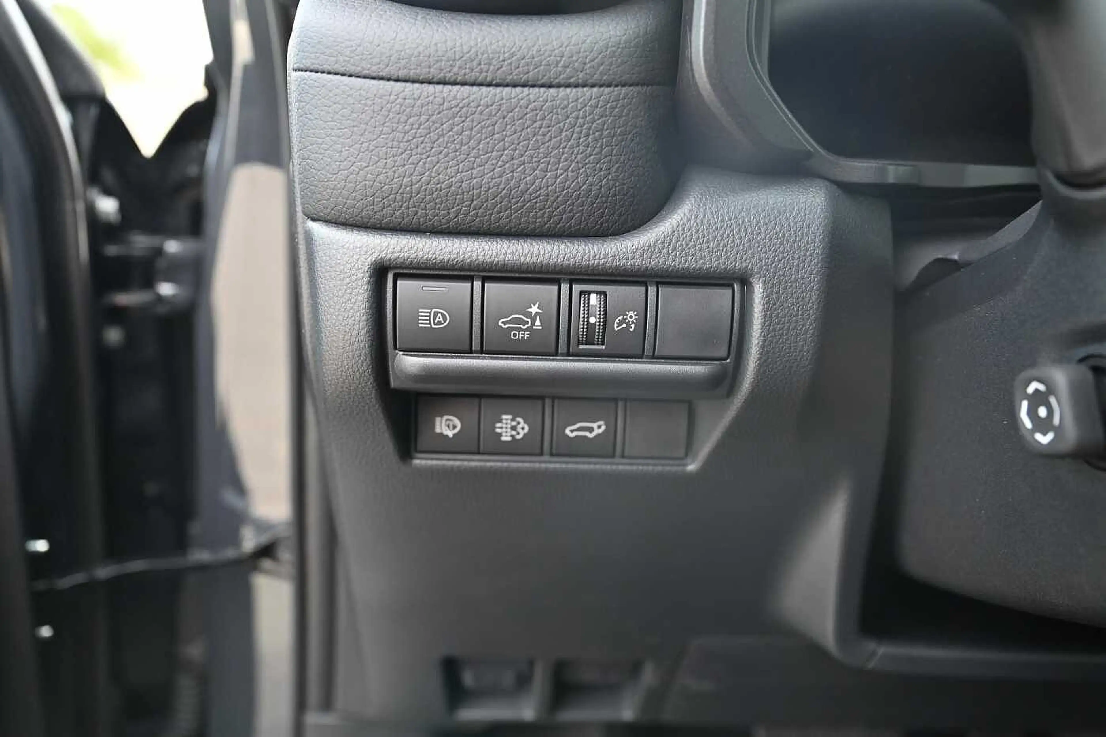 Toyota Land Cruiser Lounge Shz*Sitzbelüft*JBL*HUD — photo 11