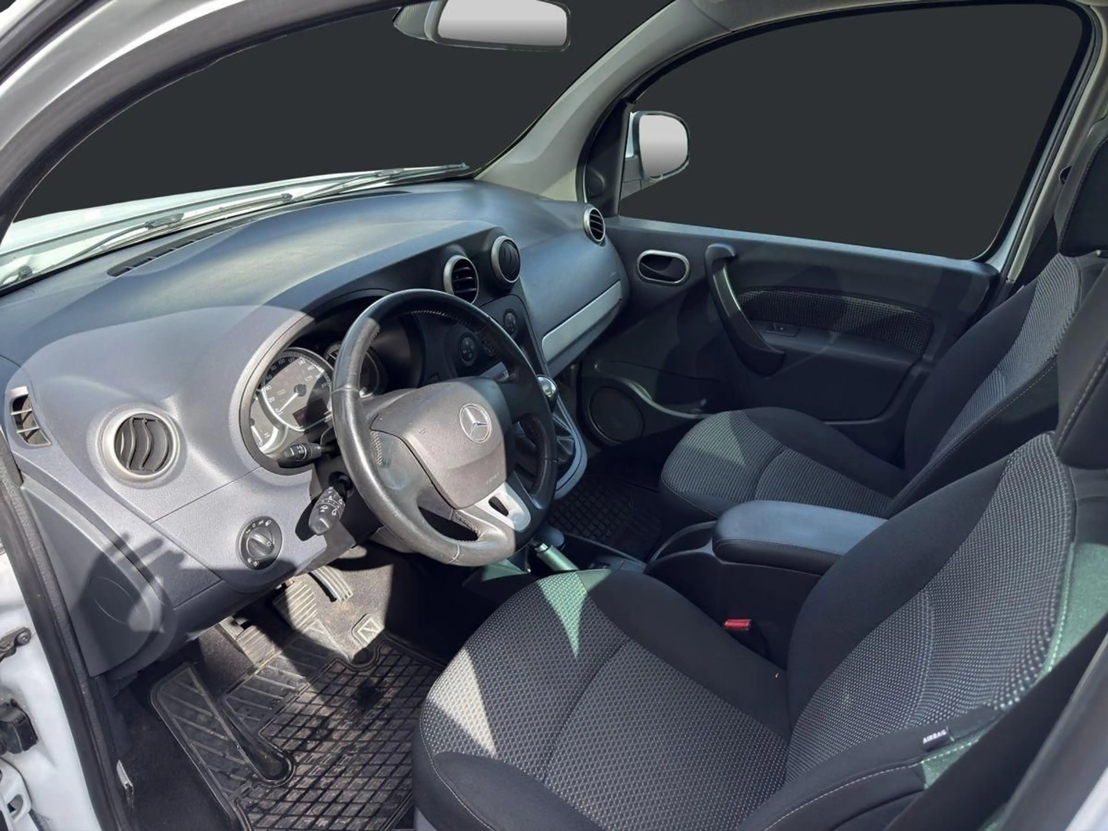 Mercedes-Benz Citan lang Torer Edition 1.5 CDI*Kamera*Pano* — photo 10
