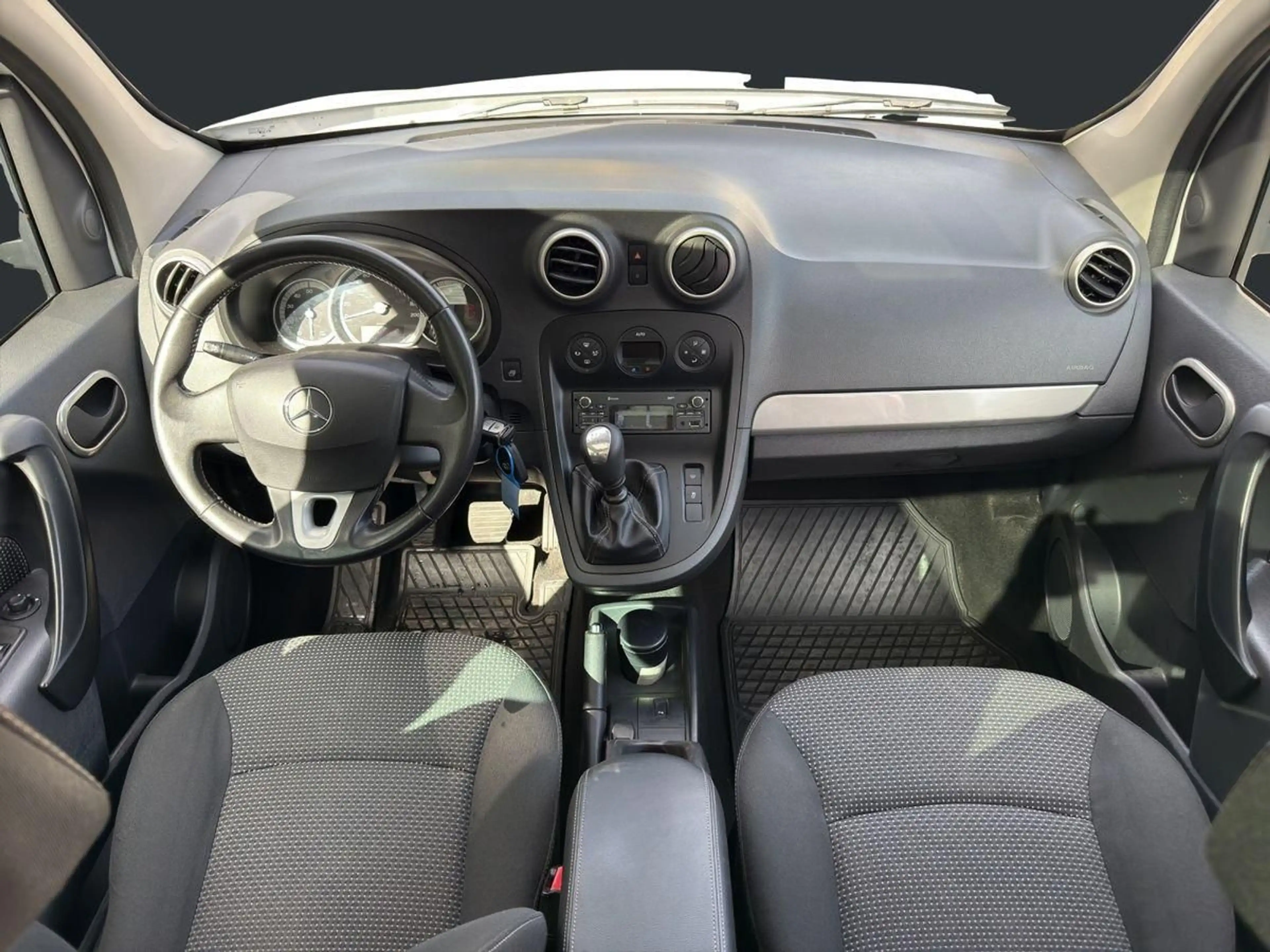 Mercedes-Benz Citan lang Torer Edition 1.5 CDI*Kamera*Pano* — photo 14