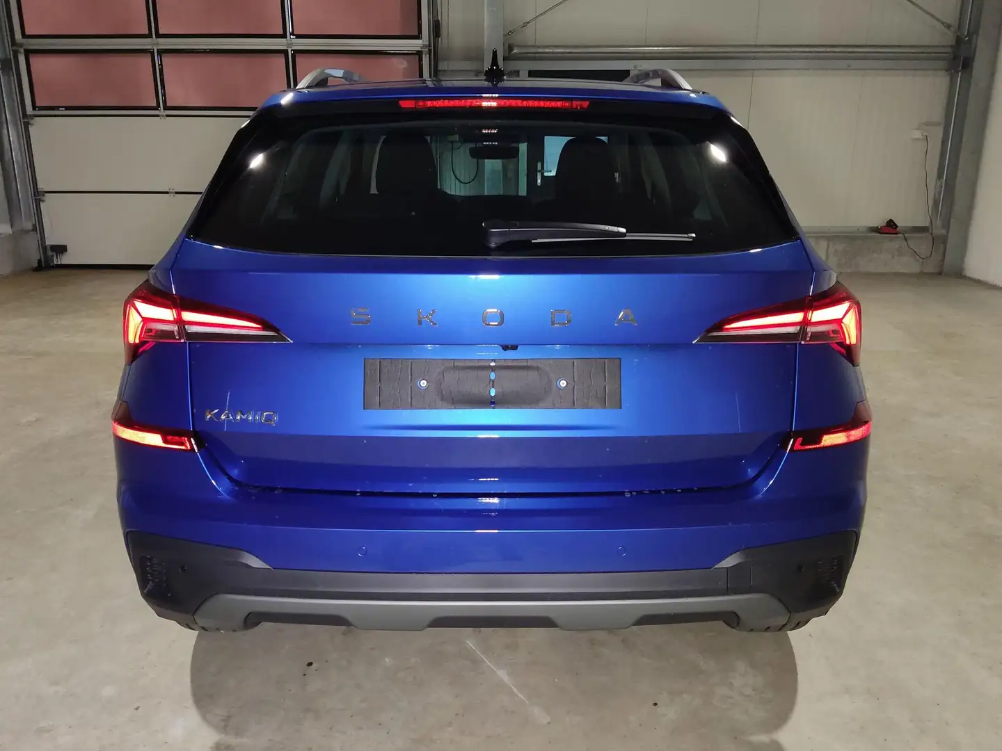 Skoda Kamiq Selection 1.0 TSI 116 PS 6 Gang 4-Jahre-Garant... Blau - 2