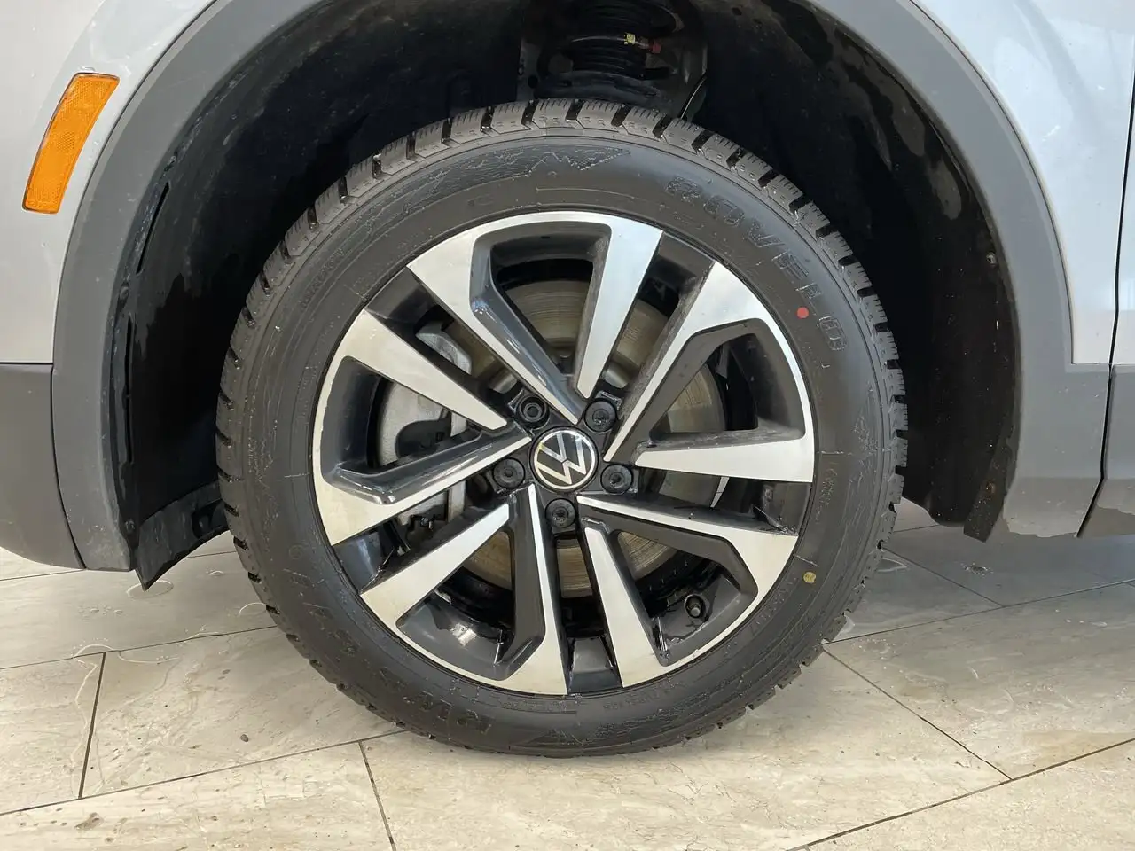 Volkswagen Tiguan снимка Volkswagen Tiguan