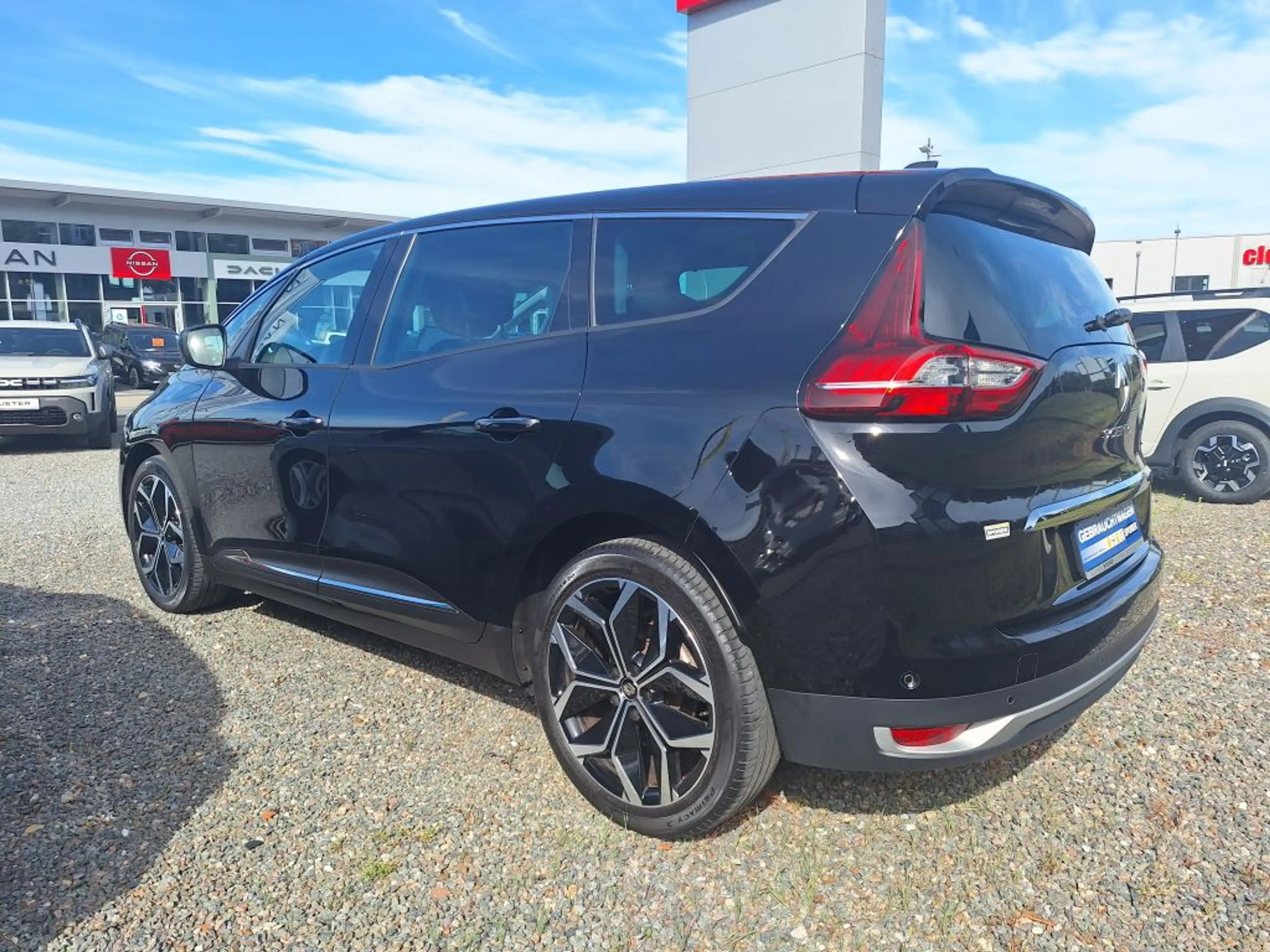 Renault Grand Scenic TCe 140 GPF TECHNO — photo 3