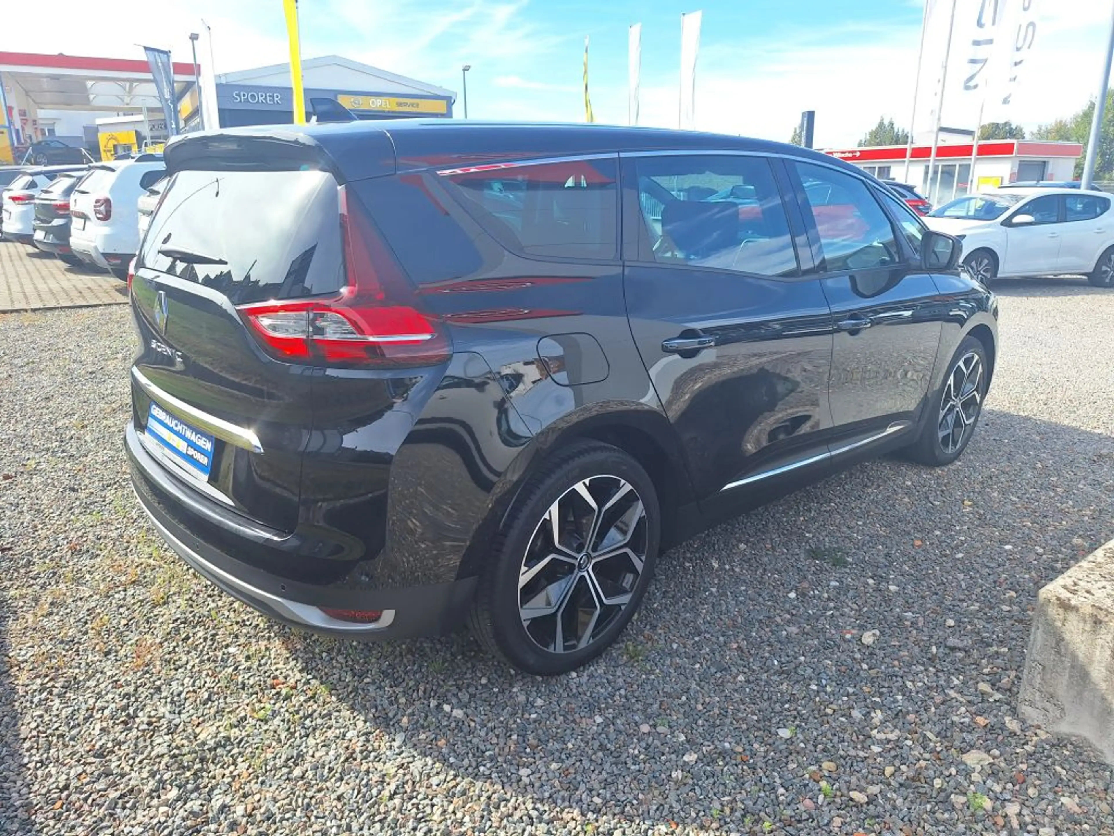 Renault Grand Scenic TCe 140 GPF TECHNO — photo 4