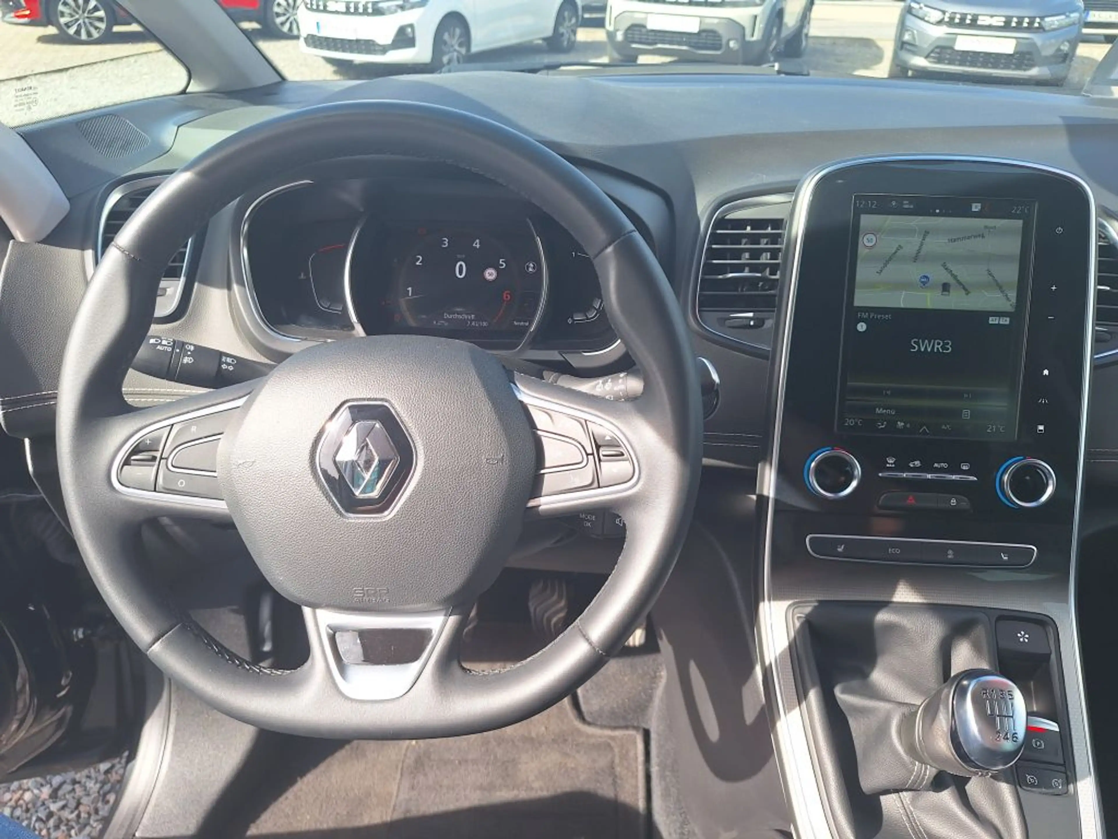 Renault Grand Scenic TCe 140 GPF TECHNO — photo 10