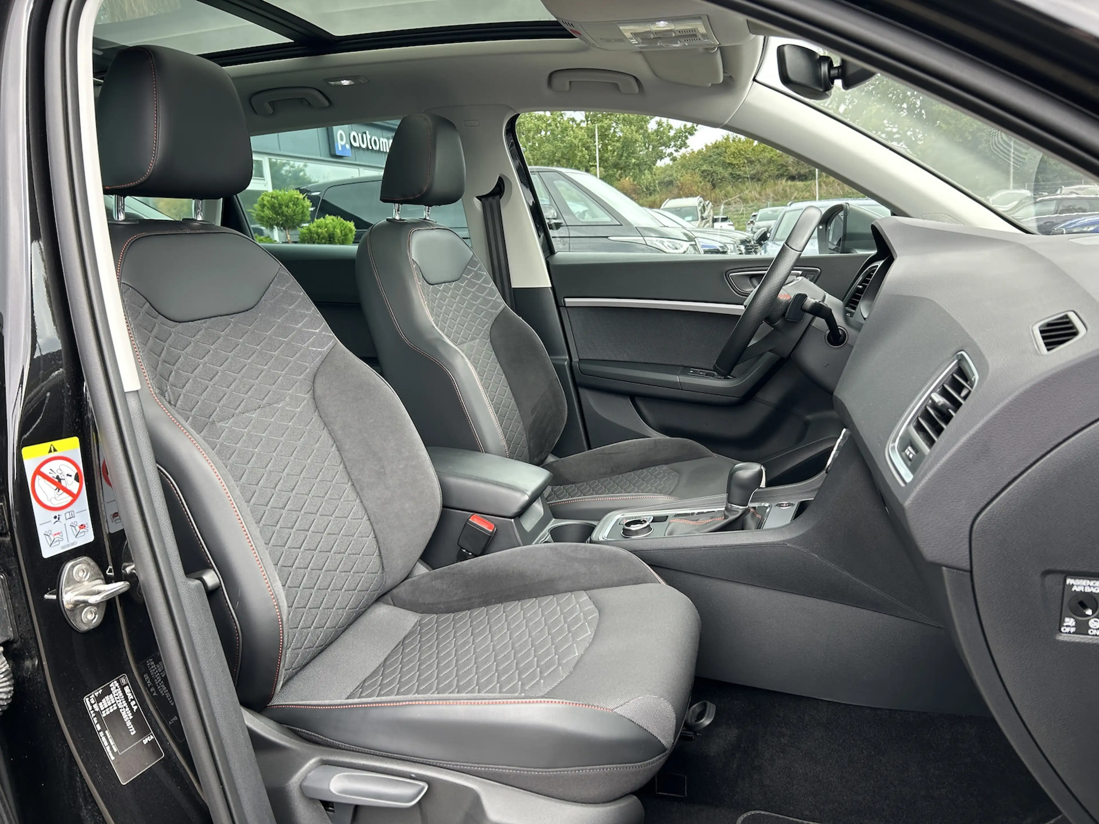 SEAT Ateca FR 1.5 TSI DSG*LED*VC*Kamera*ACC*Pano* — photo 10