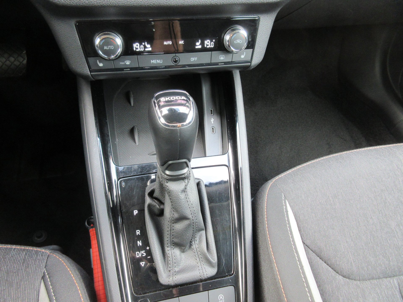 Skoda Scala 1.0 TSI Business Edition / Carplay / Navi / PDC — photo 19