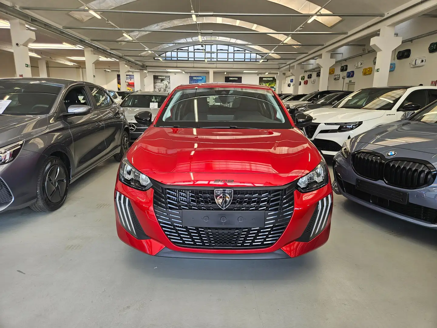 Peugeot 208 208 1.2 Style s&s 100cv Rouge - 2