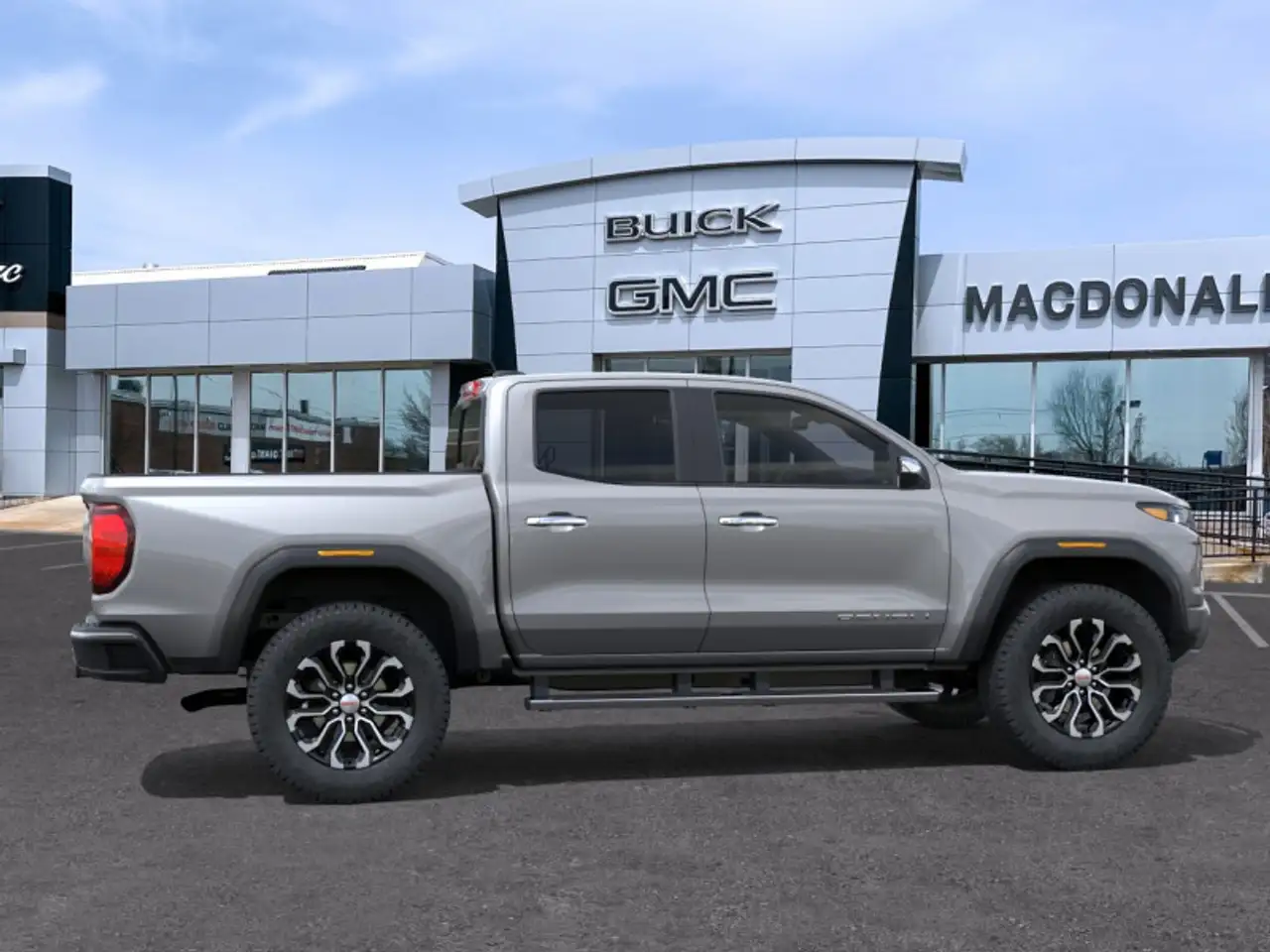 GMC Canyon снимка GMC Canyon