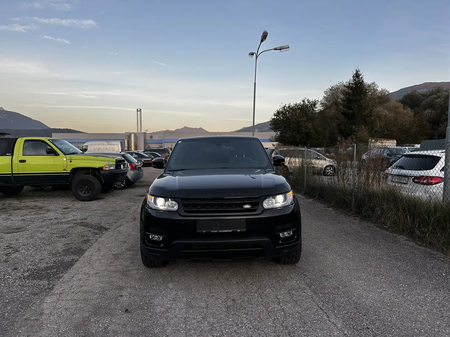 Land Rover Range Rover Sport 3,0 SDV6 HSE |Panorama | 22” | Leder | Servicegep Schwarz - 2