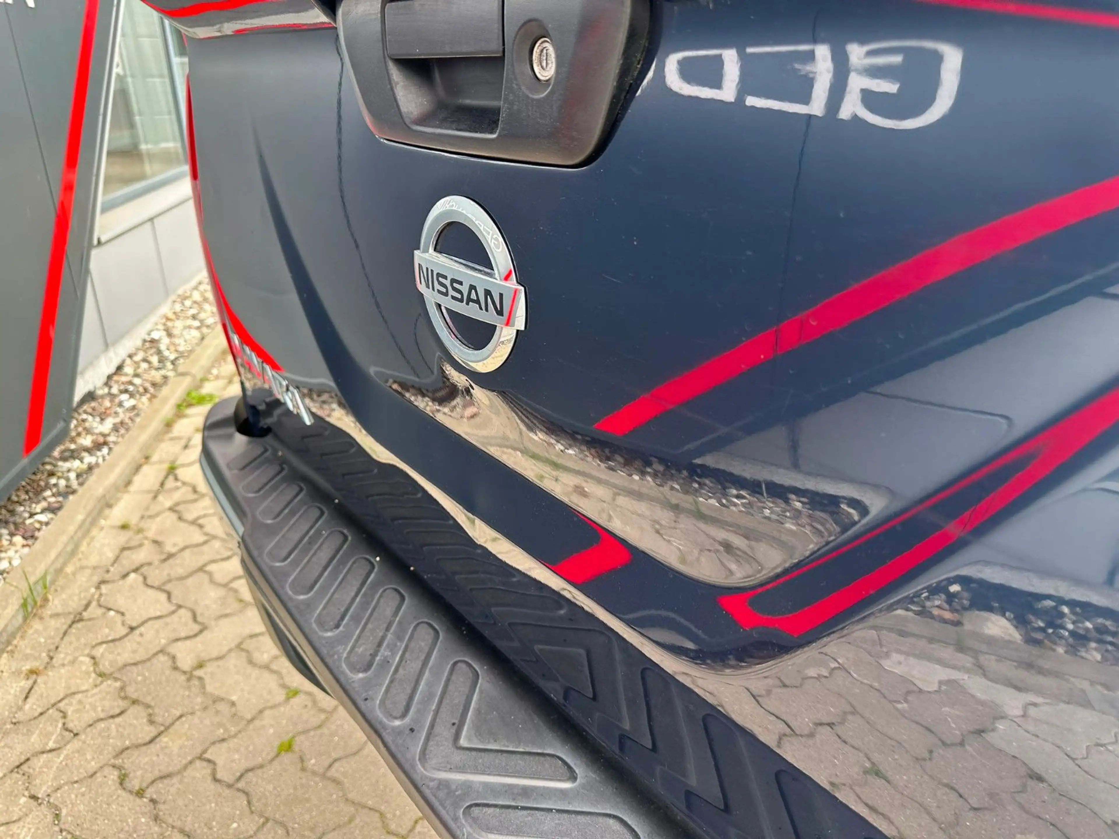 Nissan Navara NP300 Acenta Double Cab 4x4 Temp AHK — photo 12