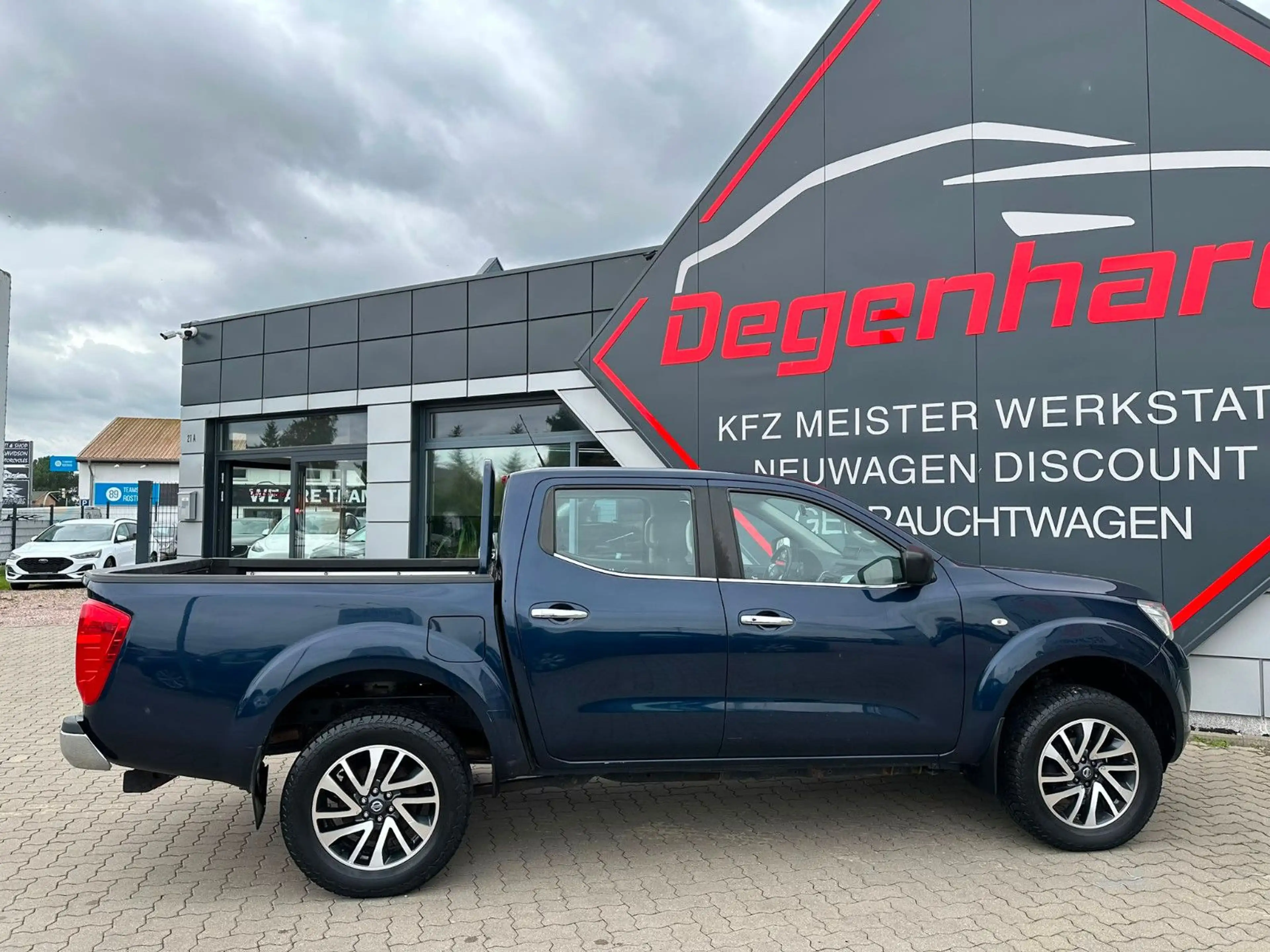 Nissan Navara NP300 Acenta Double Cab 4x4 Temp AHK — photo 7
