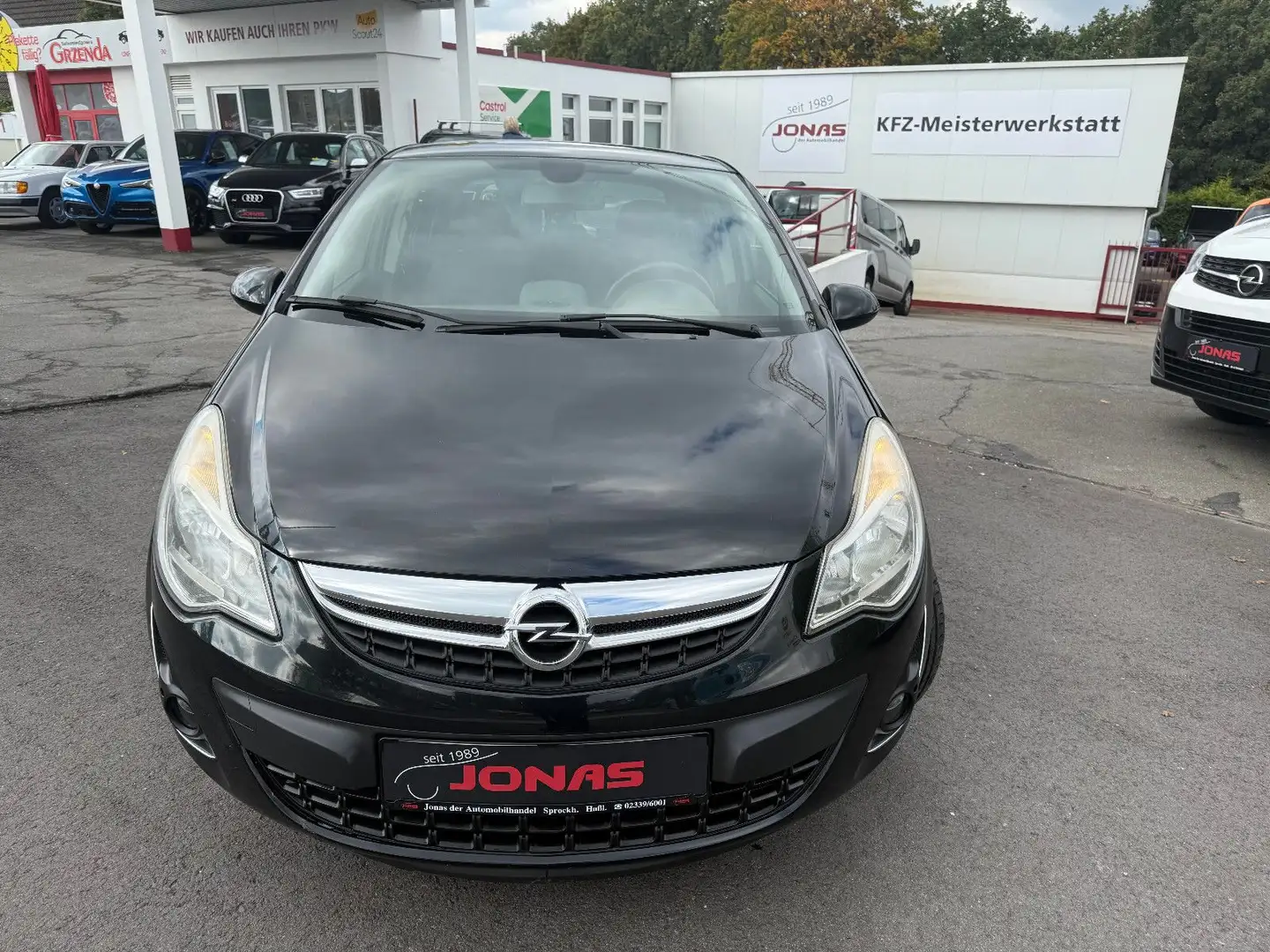 Opel Corsa D Active *Klima*Navi*PDC*SHZ*LHZ*USB*BT* - 2