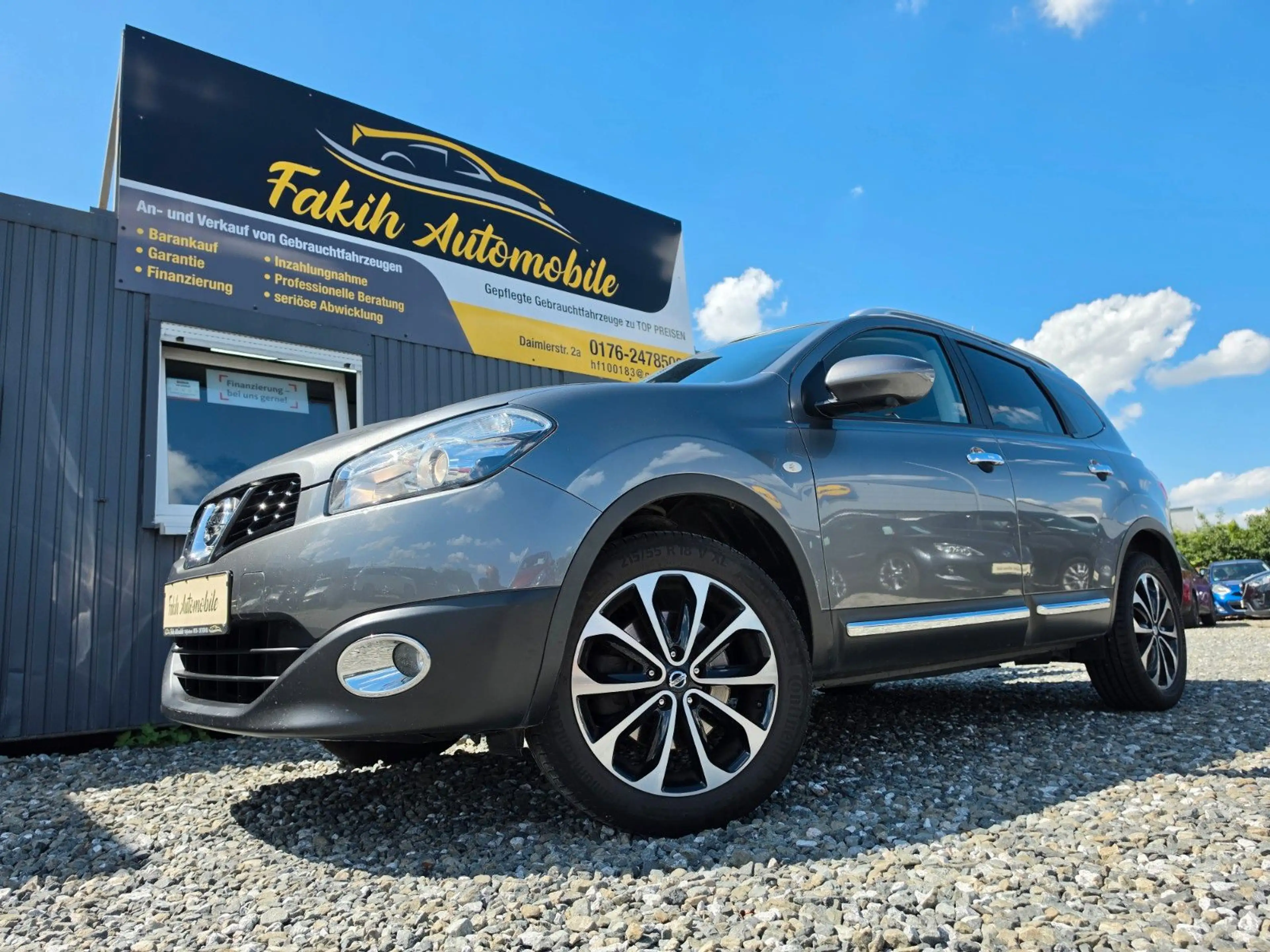 Nissan Qashqai +2 I-Way 4X4 AHK Navi Panorama