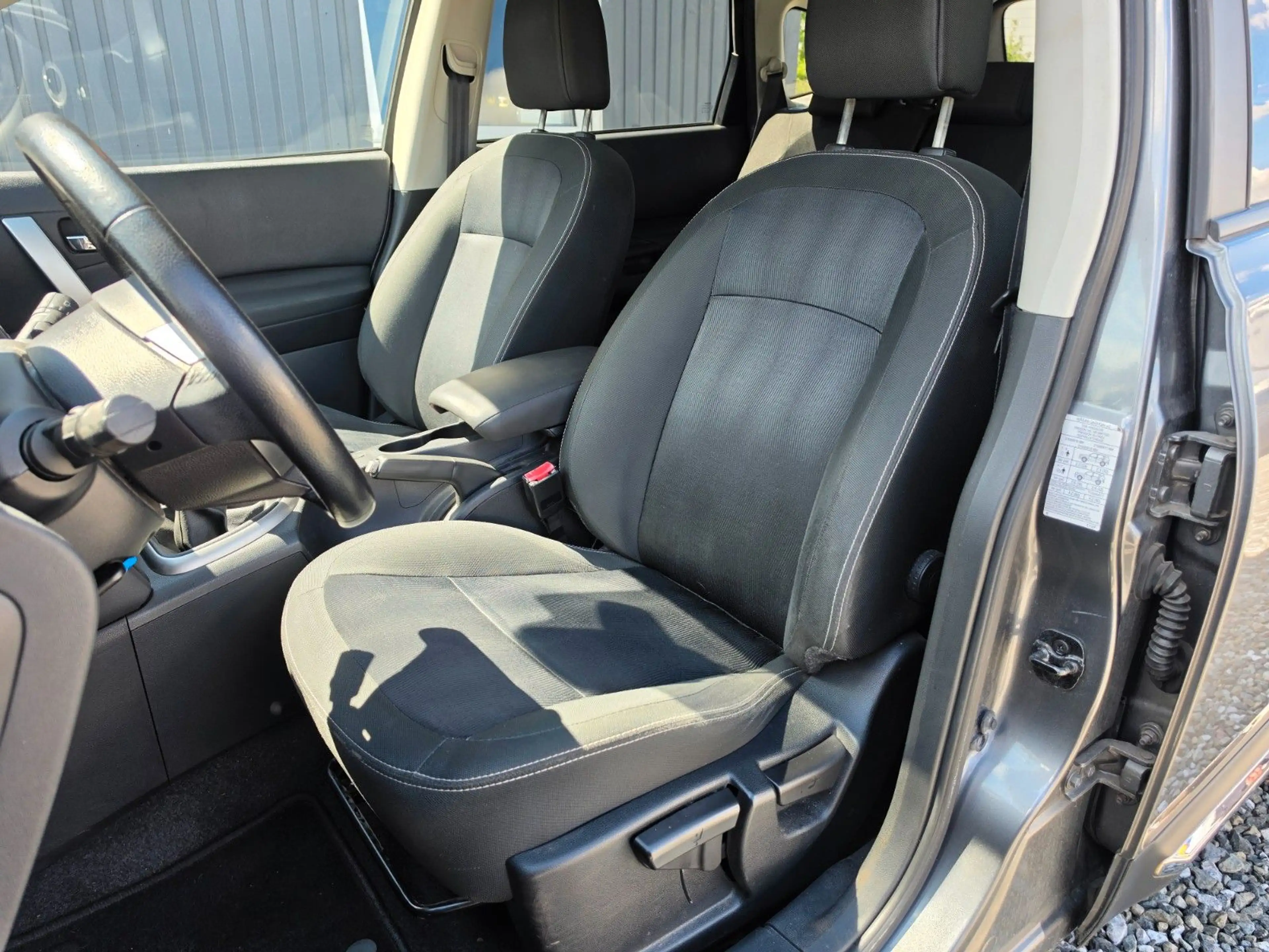 Nissan Qashqai +2 I-Way 4X4 AHK Navi Panorama — photo 8