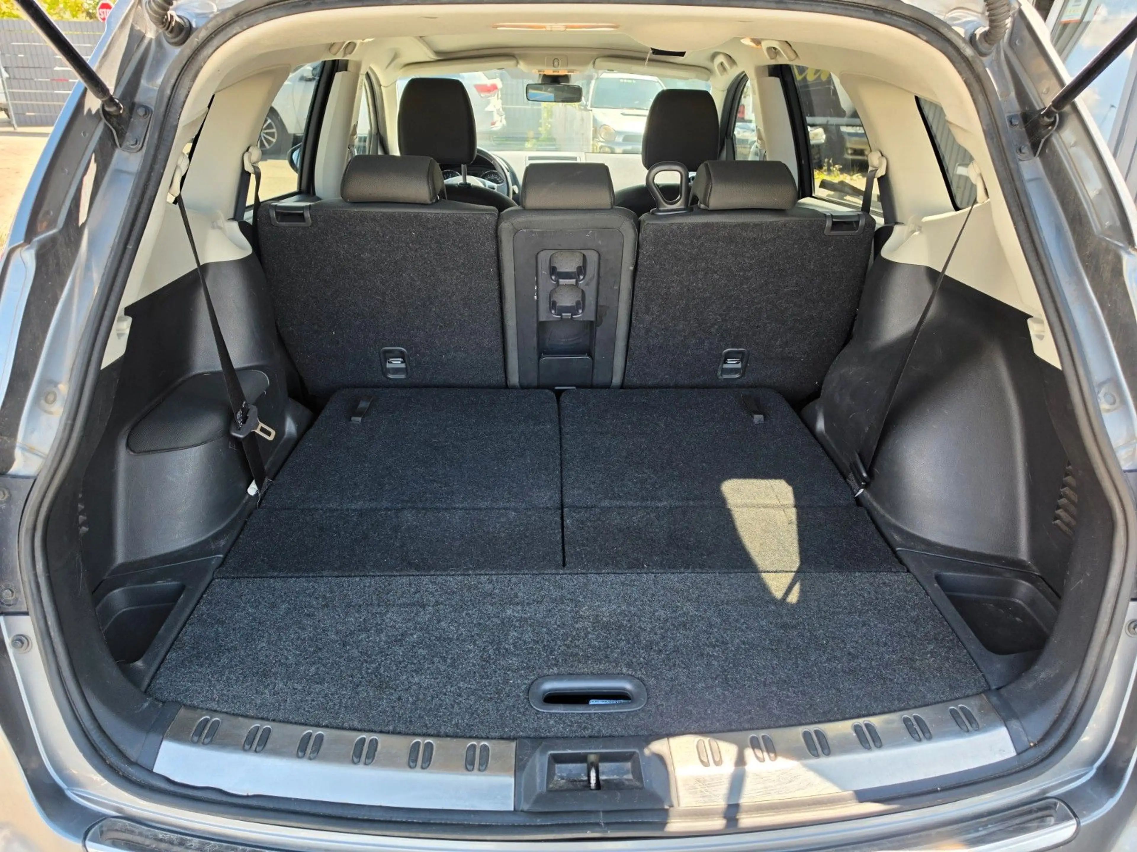 Nissan Qashqai +2 I-Way 4X4 AHK Navi Panorama — photo 28