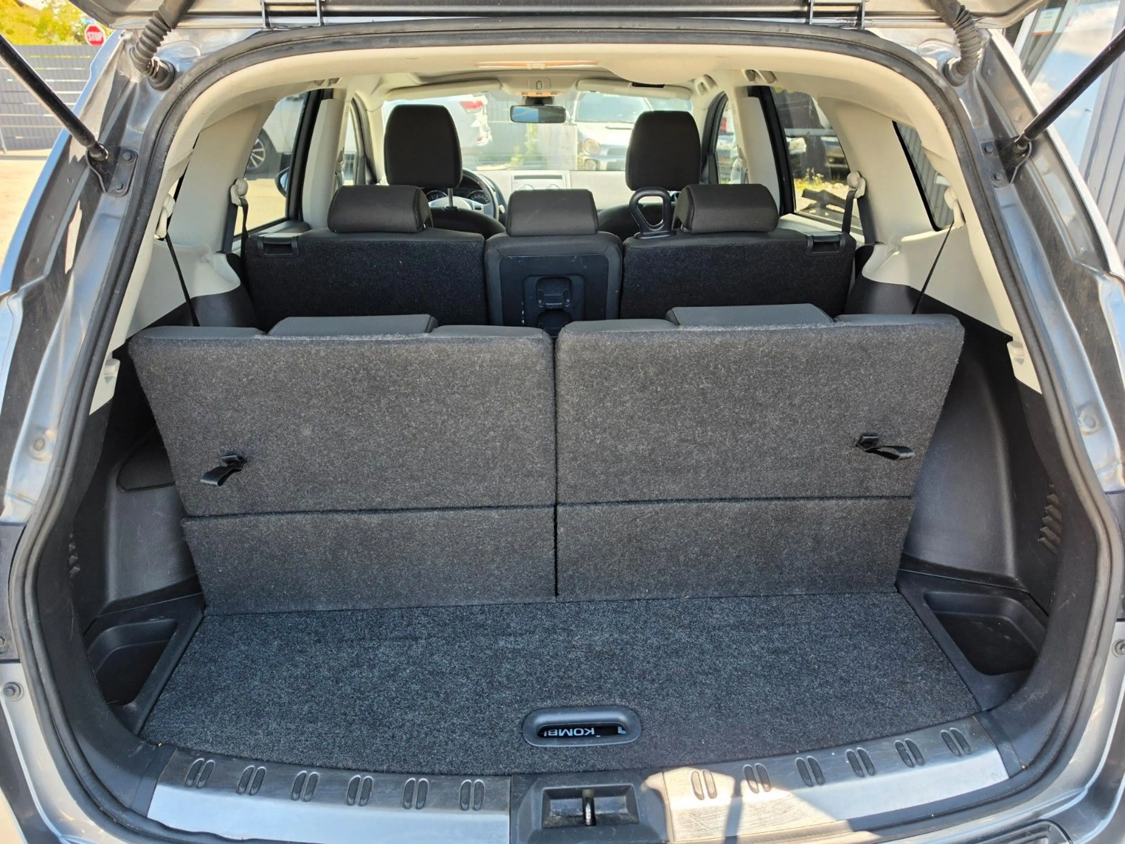 Nissan Qashqai +2 I-Way 4X4 AHK Navi Panorama — photo 27