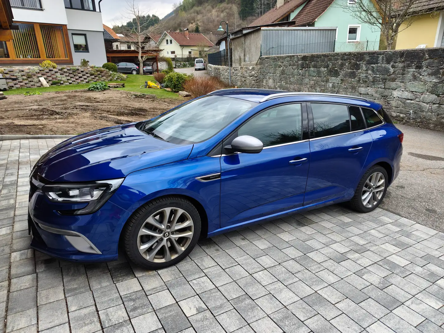 Renault Megane Mégane Grandtour GT Energy TCe 205 EDC GT Blau - 1