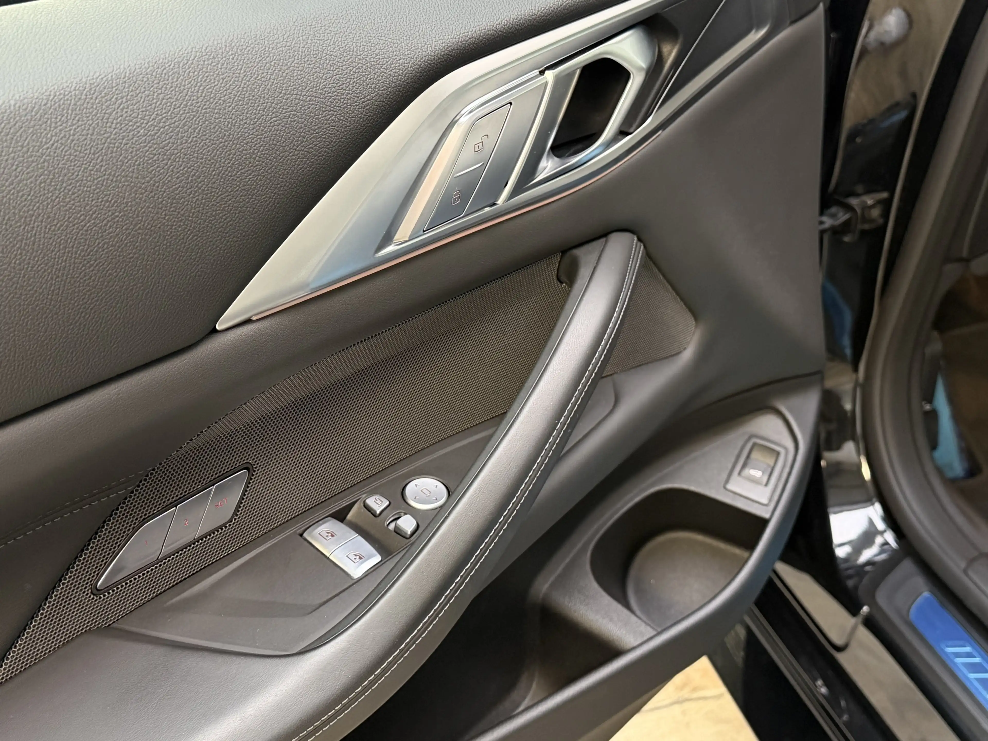 BMW M4 xDrive Competition Sitzlüftung ACC 360° Carbon — photo 15
