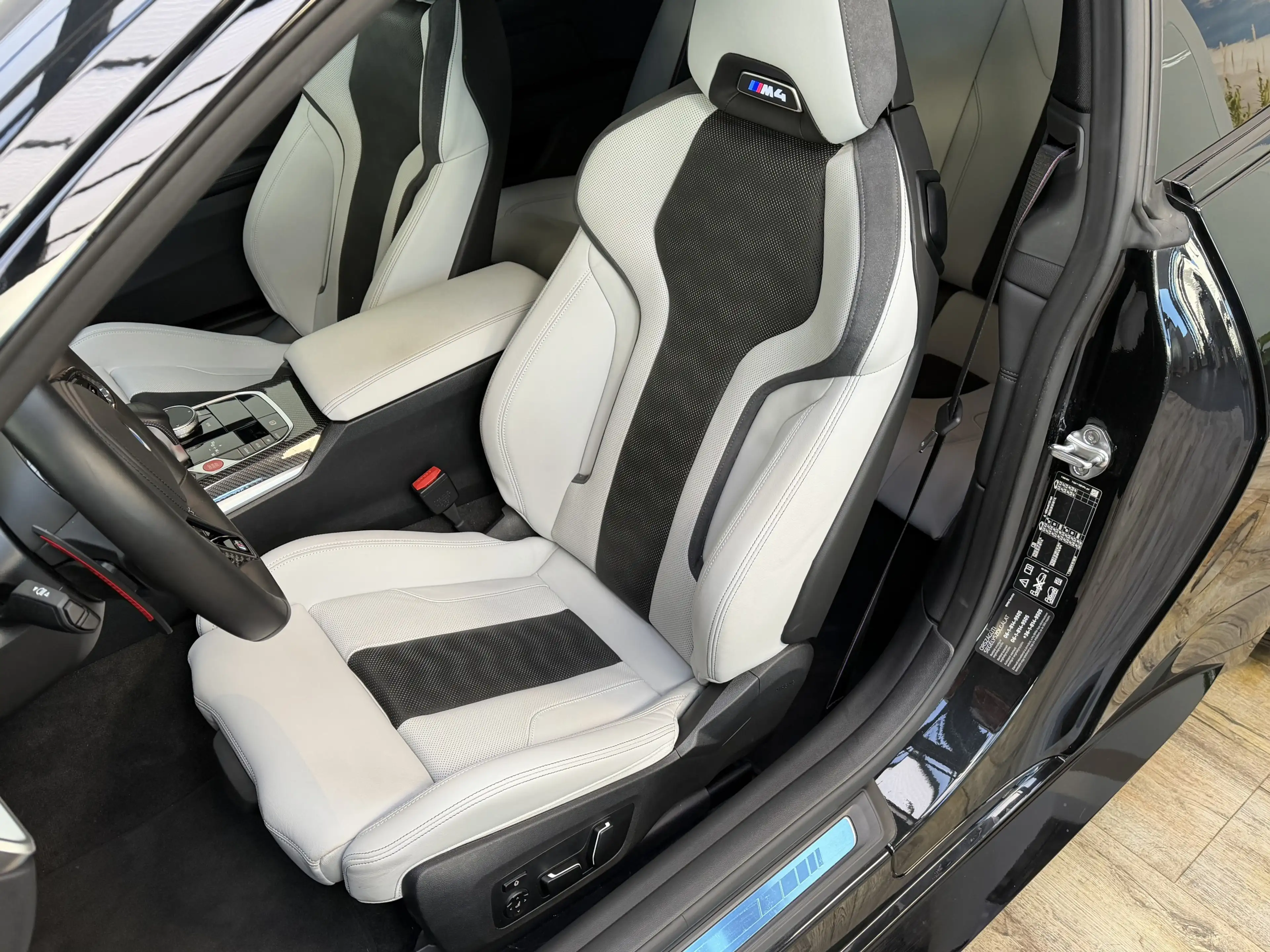 BMW M4 xDrive Competition Sitzlüftung ACC 360° Carbon — photo 13