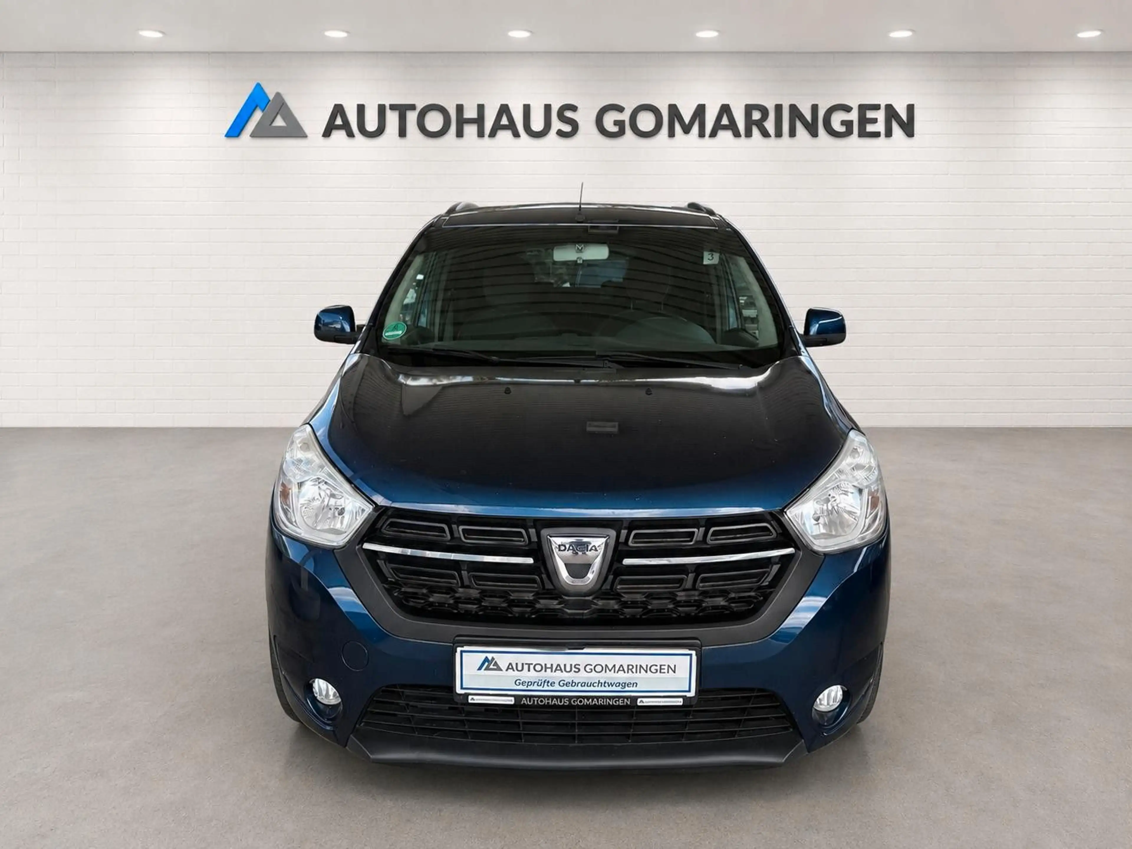 Dacia Lodgy * 7-Sitze*NAVI*Steuerkette Neu*AHK*1.Hand* — photo 3