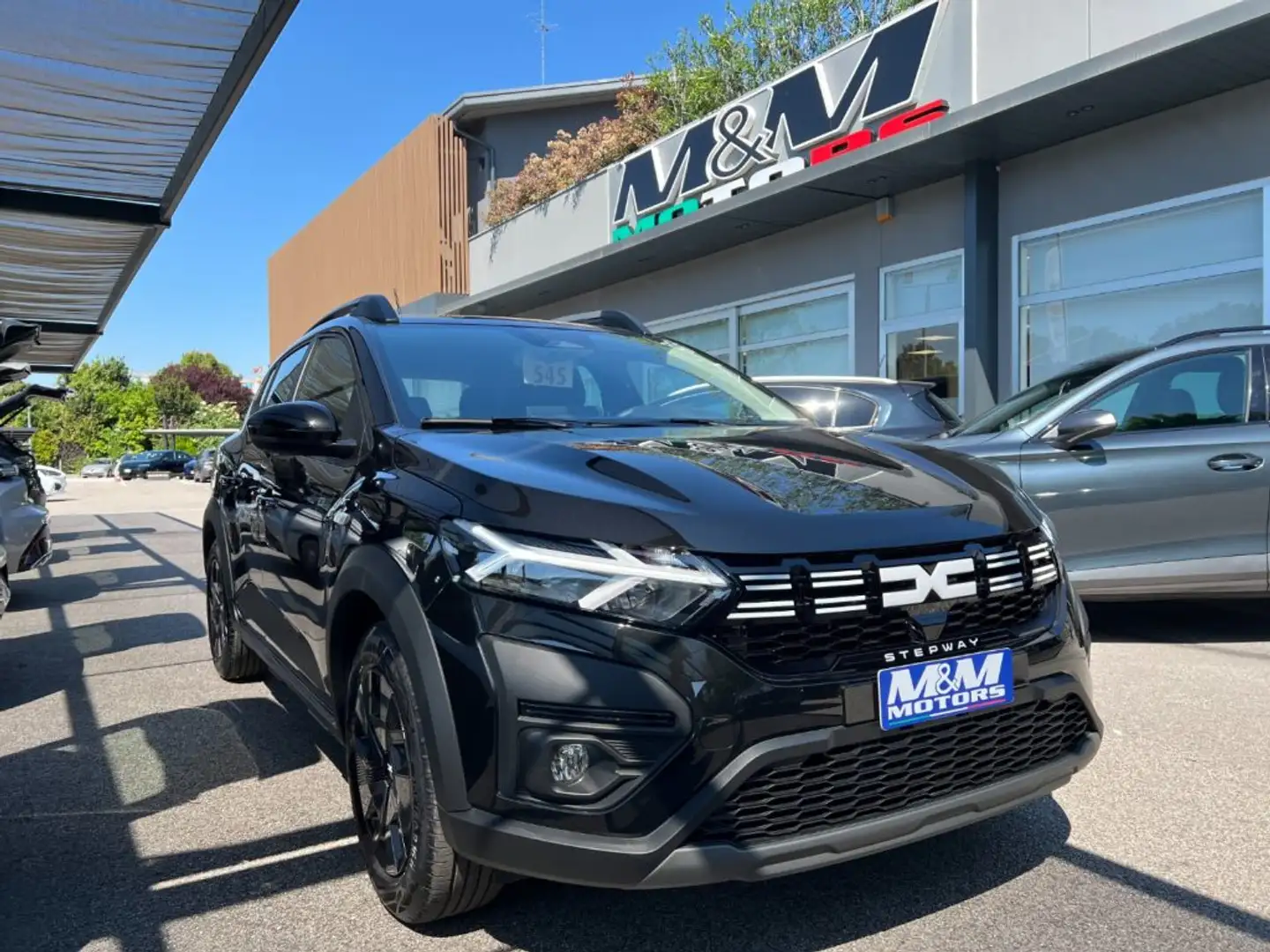 Dacia Sandero Stepway 1.0 TCe GPL Expression #VARI COLORI Zwart - 1