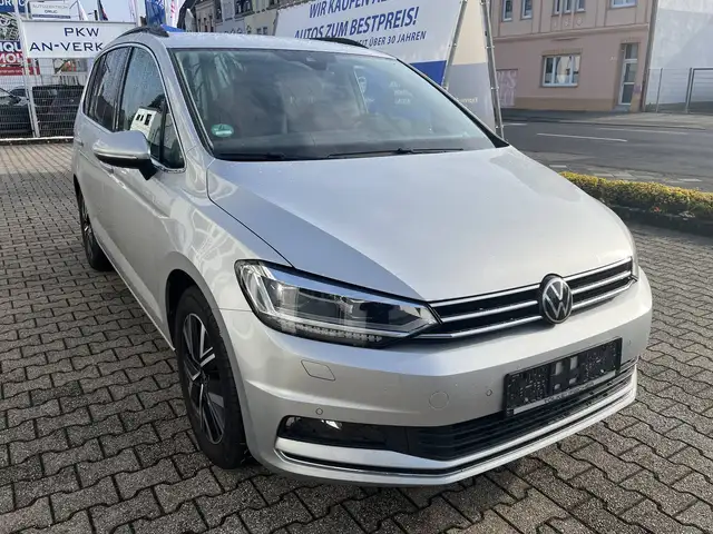 Volkswagen Touran 2.0 TDI Highline *LED*ACC*Navi*