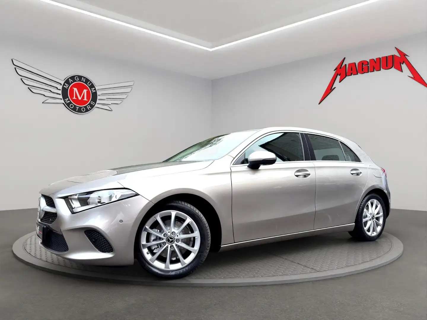 Mercedes-Benz A 200 *Klimaaut.*Leder*Navi*Temp.* - 2