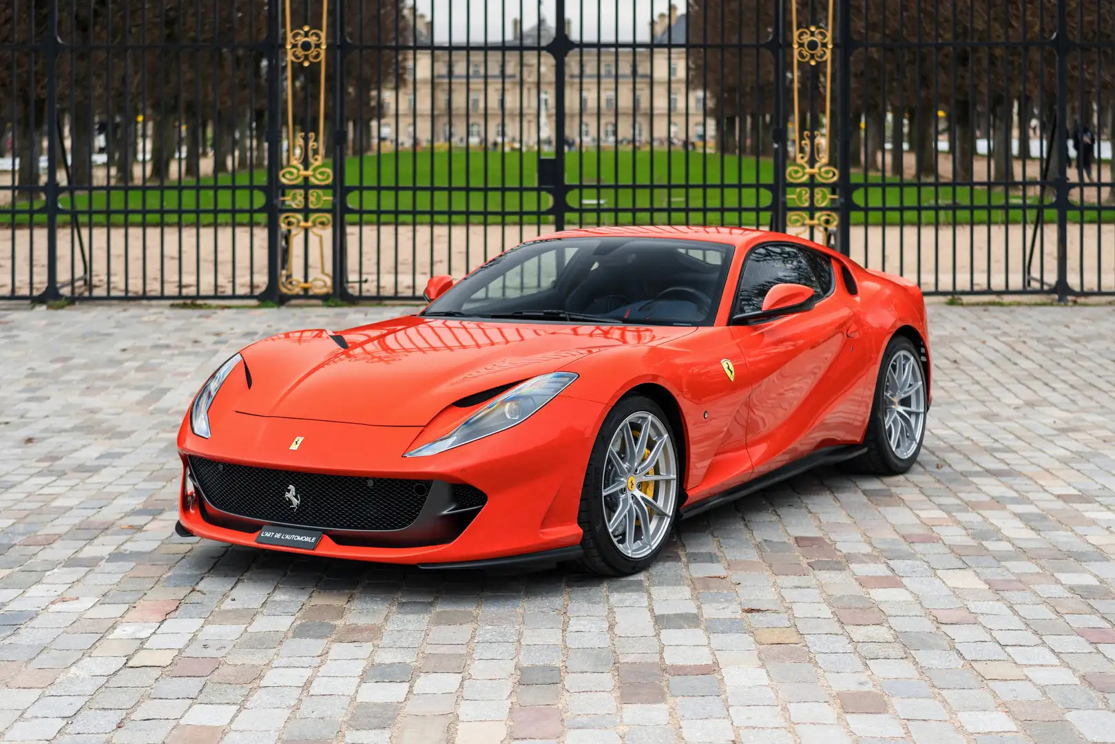 Ferrari 812 Superfast 6.5 V12 800ch - Rosso Dino, 7 800 kms Rot - 1