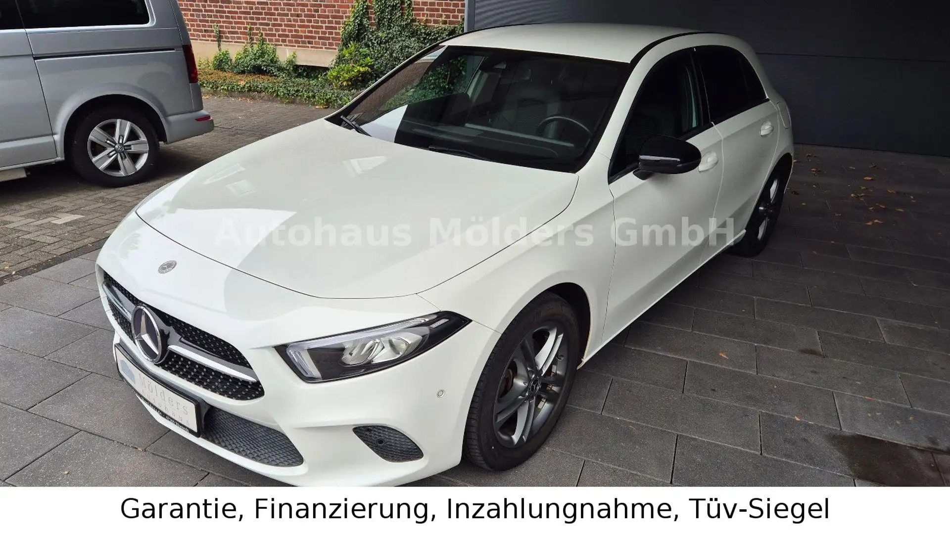 Mercedes-Benz A 200 *Garantie*AHK*MBUX*229€ mtl. Weiß - 1