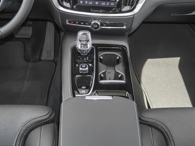 Volvo V60 view 14
