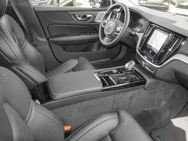 Volvo V60 view 9