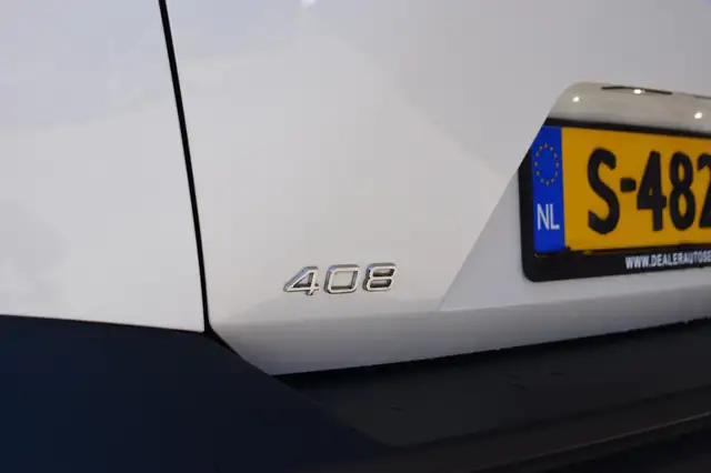 Peugeot 408 view 14