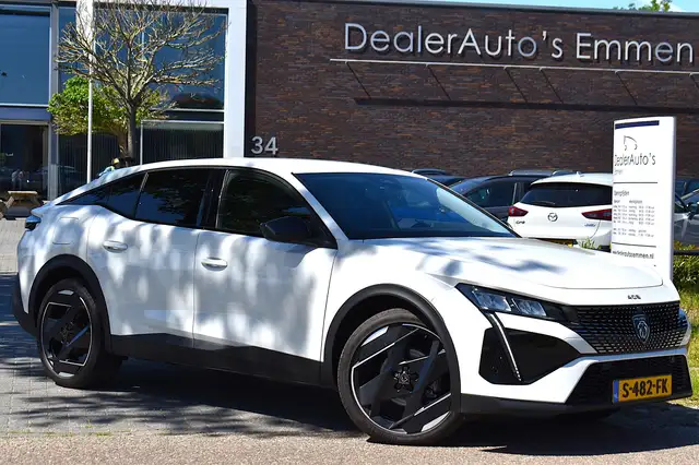 2023 Peugeot 408 in White for sale