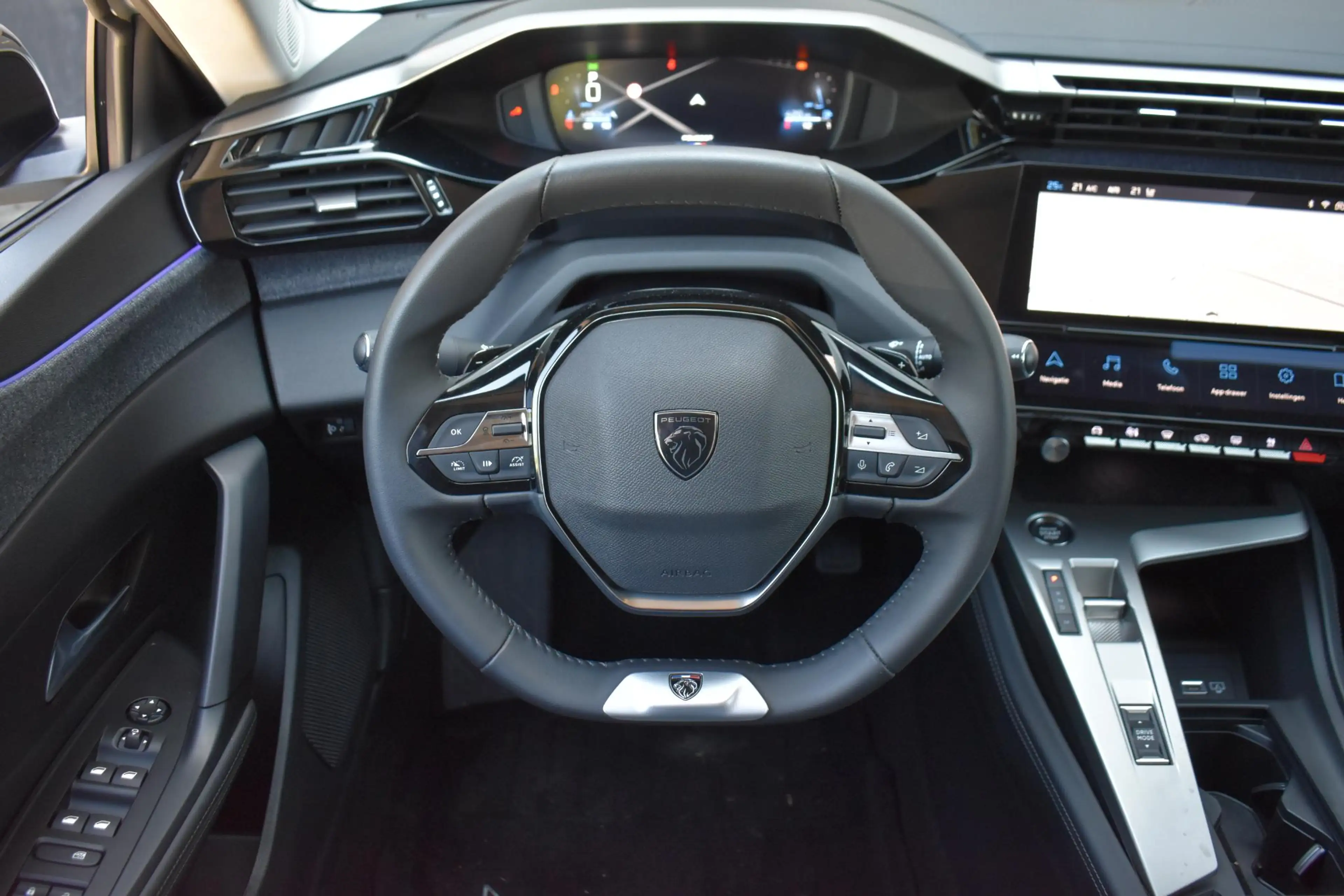 Peugeot 408 1.2 130pk ECC LMV LECD NAVI — photo 18