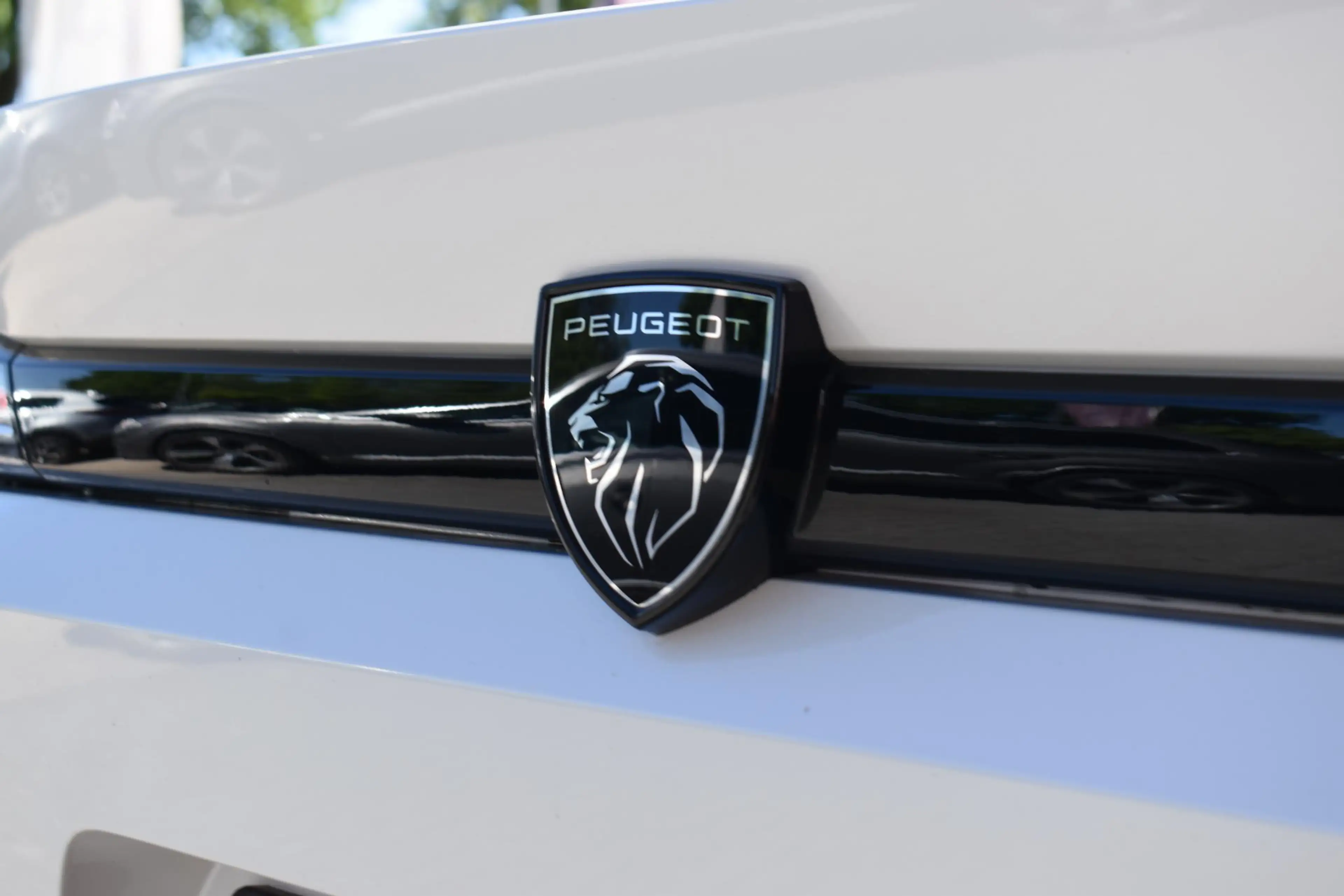 Peugeot 408 1.2 130pk ECC LMV LECD NAVI — photo 15