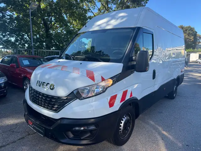 Iveco Autres Daily Kasten HKa 35 S ... V Radstand 3520 L