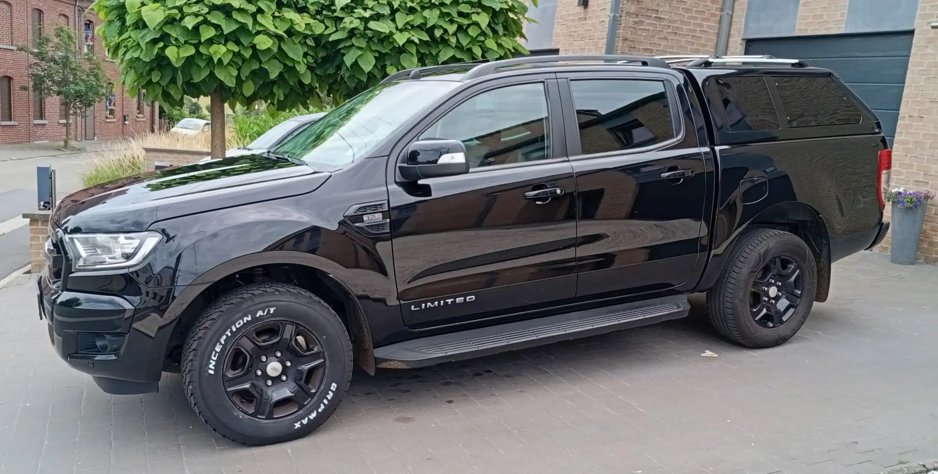 Ford Ranger DOUBLE CABINE 3.2 TDCi 200 4X4 BVA6 LIMITED BLACK - 1