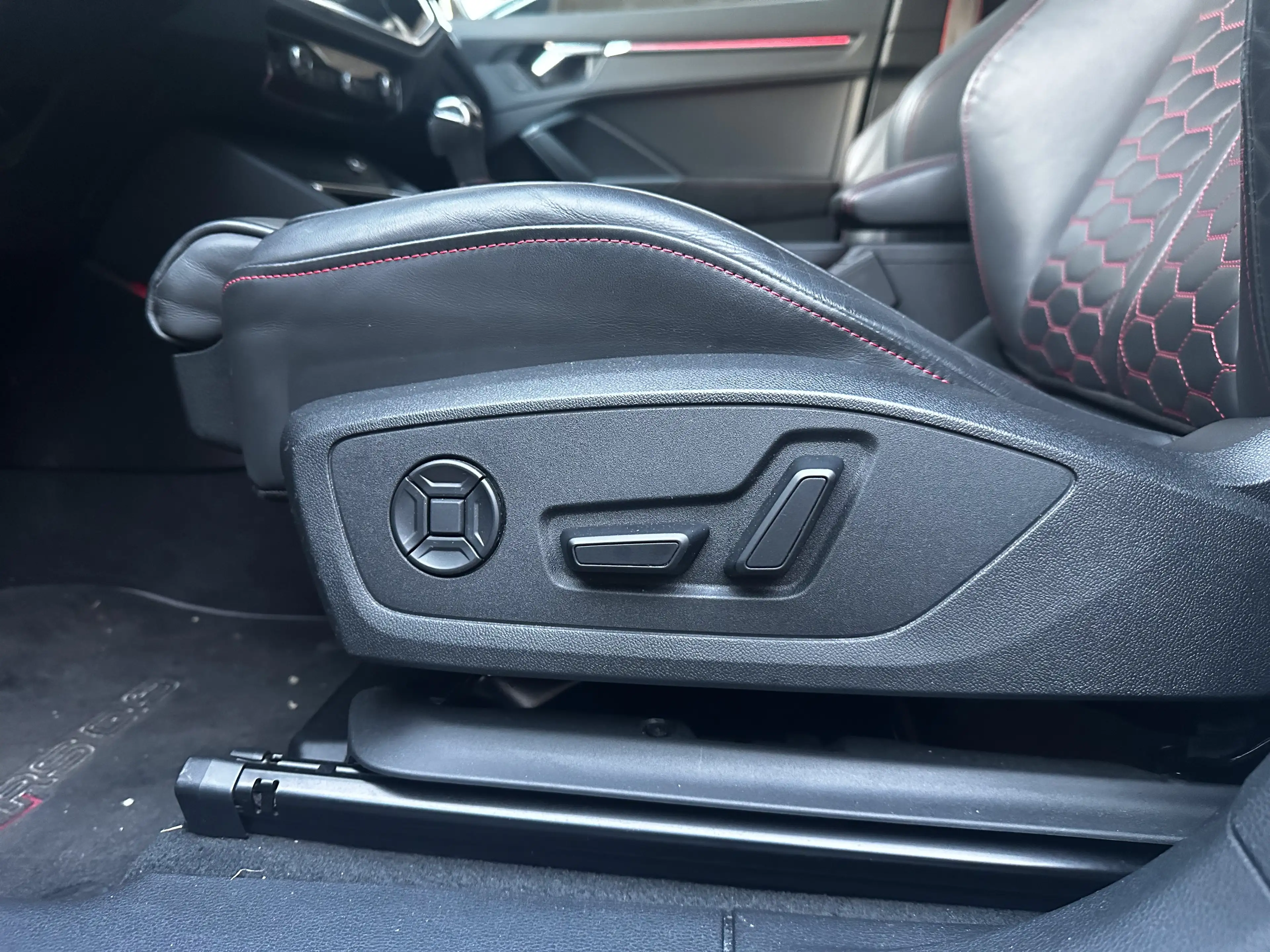Audi RS Q3 Sportback 2.5 TFSI Quattro / PANO / GARANTIE AUDI — photo 12