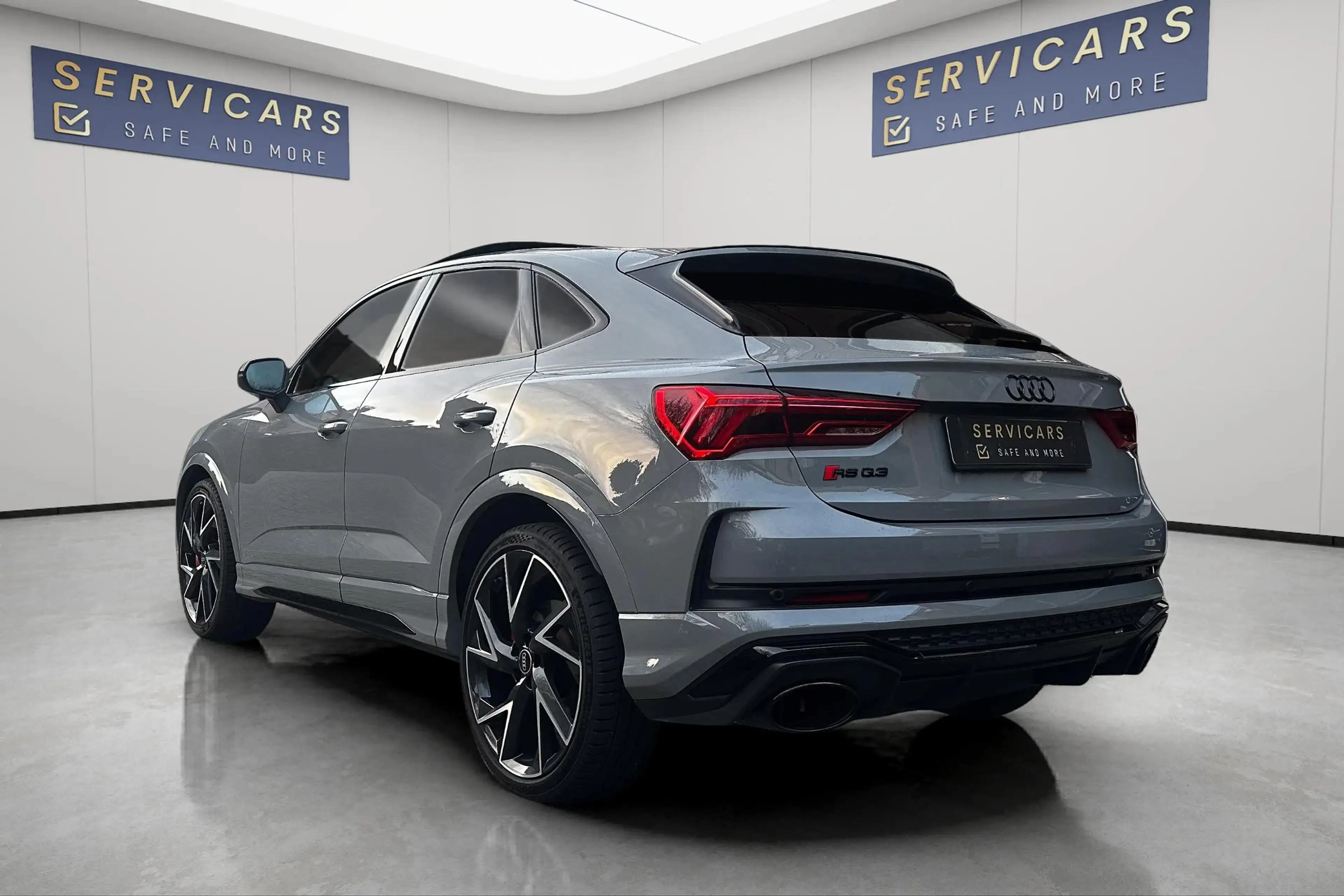 Audi RS Q3 Sportback 2.5 TFSI Quattro / PANO / GARANTIE AUDI — photo 6