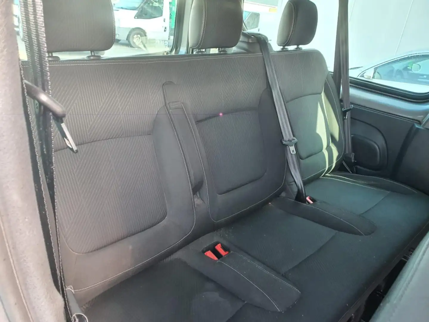 Renault Trafic Passenger 1.6dCi TT Energy Edition L 120 Beige - 2