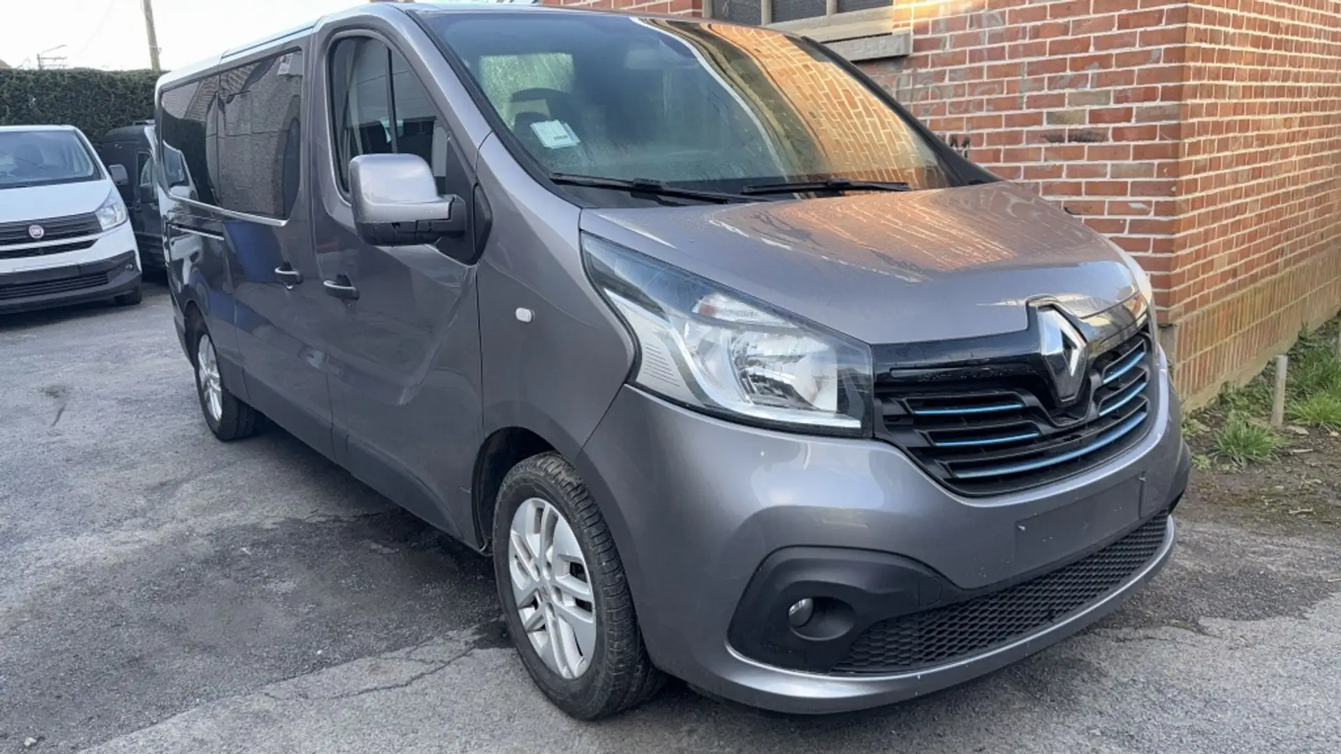 Renault Trafic Passenger 1.6dCi TT Energy Edition L 120 Beige - 1